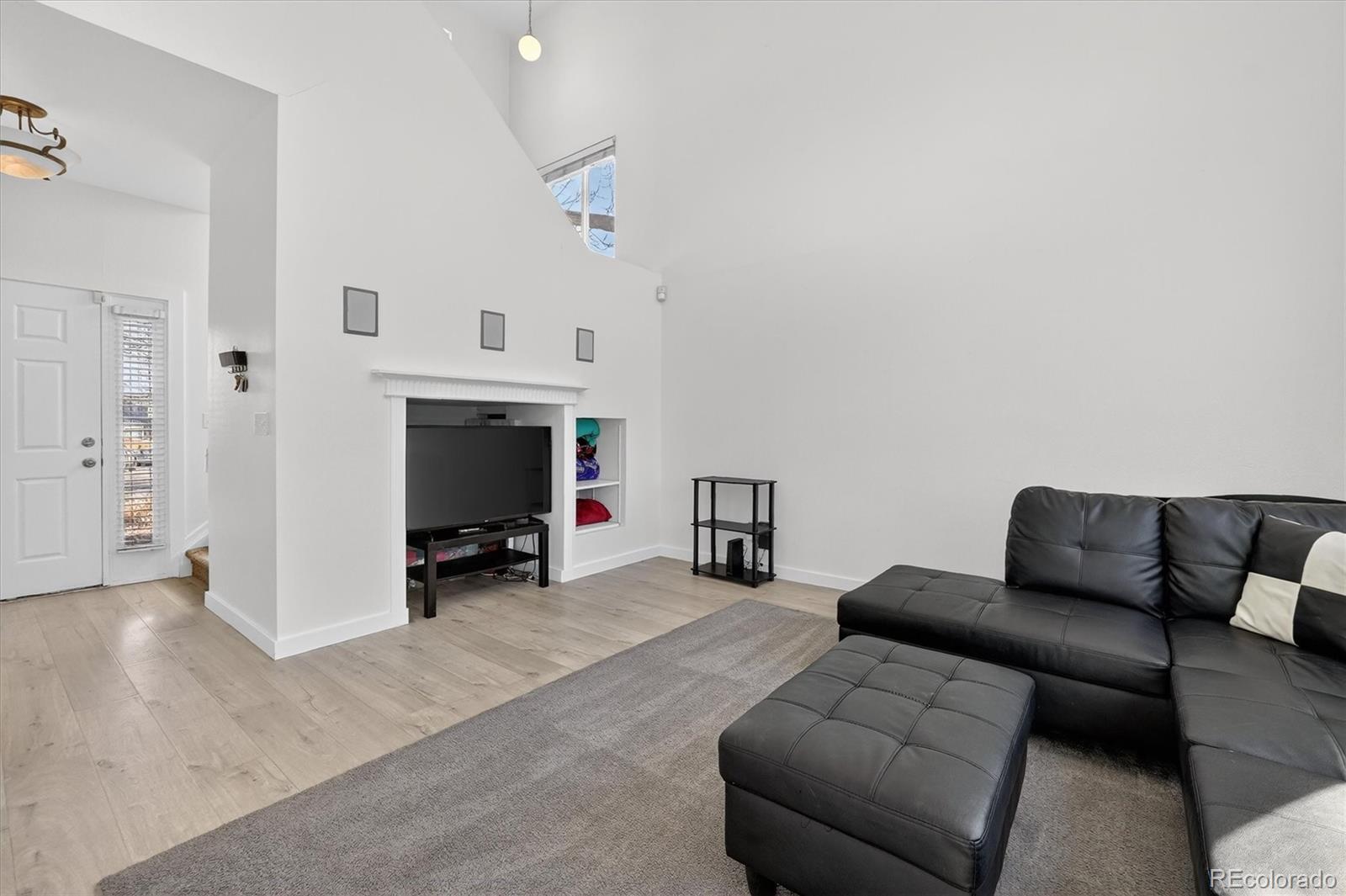 MLS Image #10 for 20100 e prentice lane,centennial, Colorado