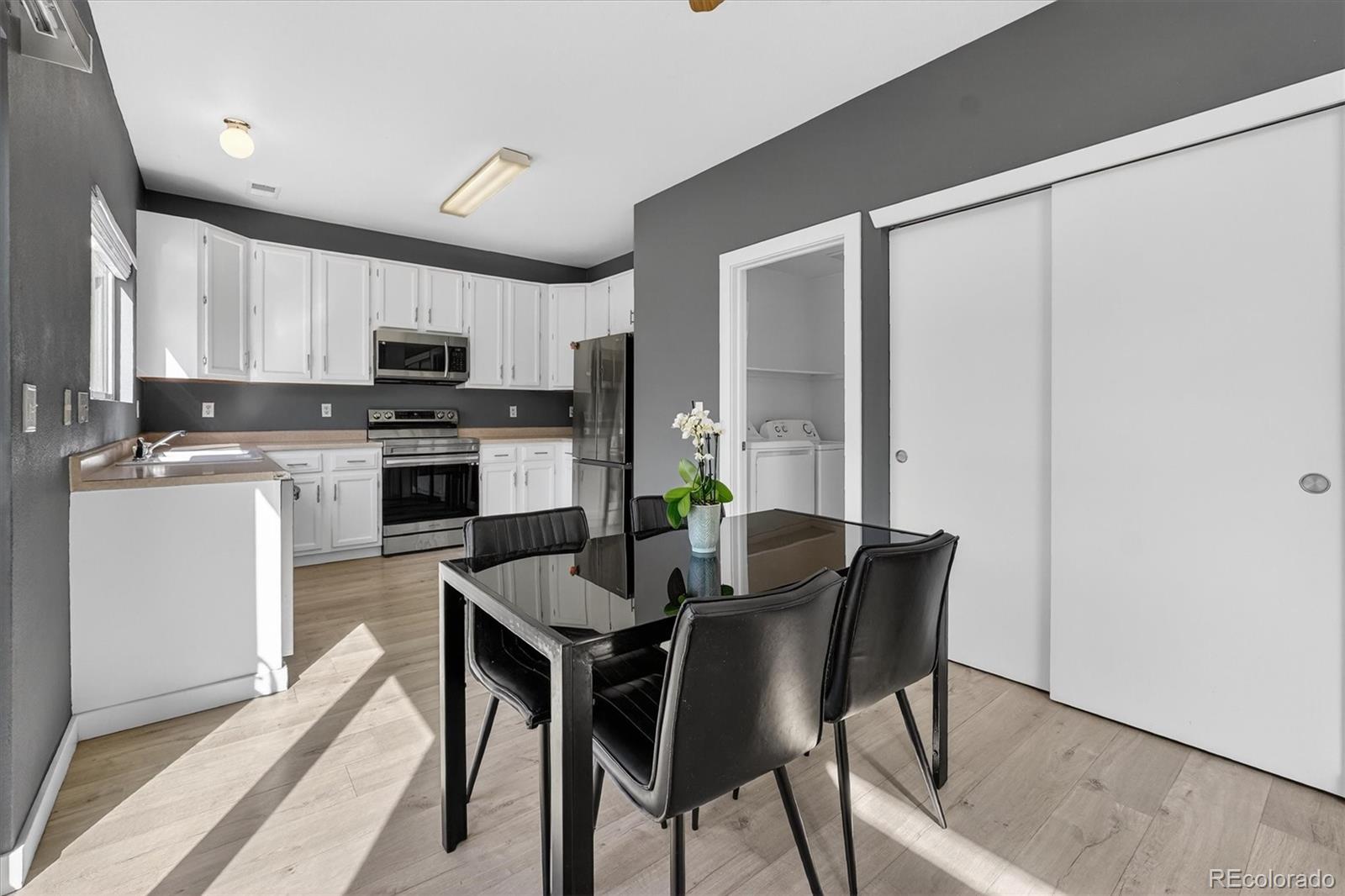 MLS Image #12 for 20100 e prentice lane,centennial, Colorado