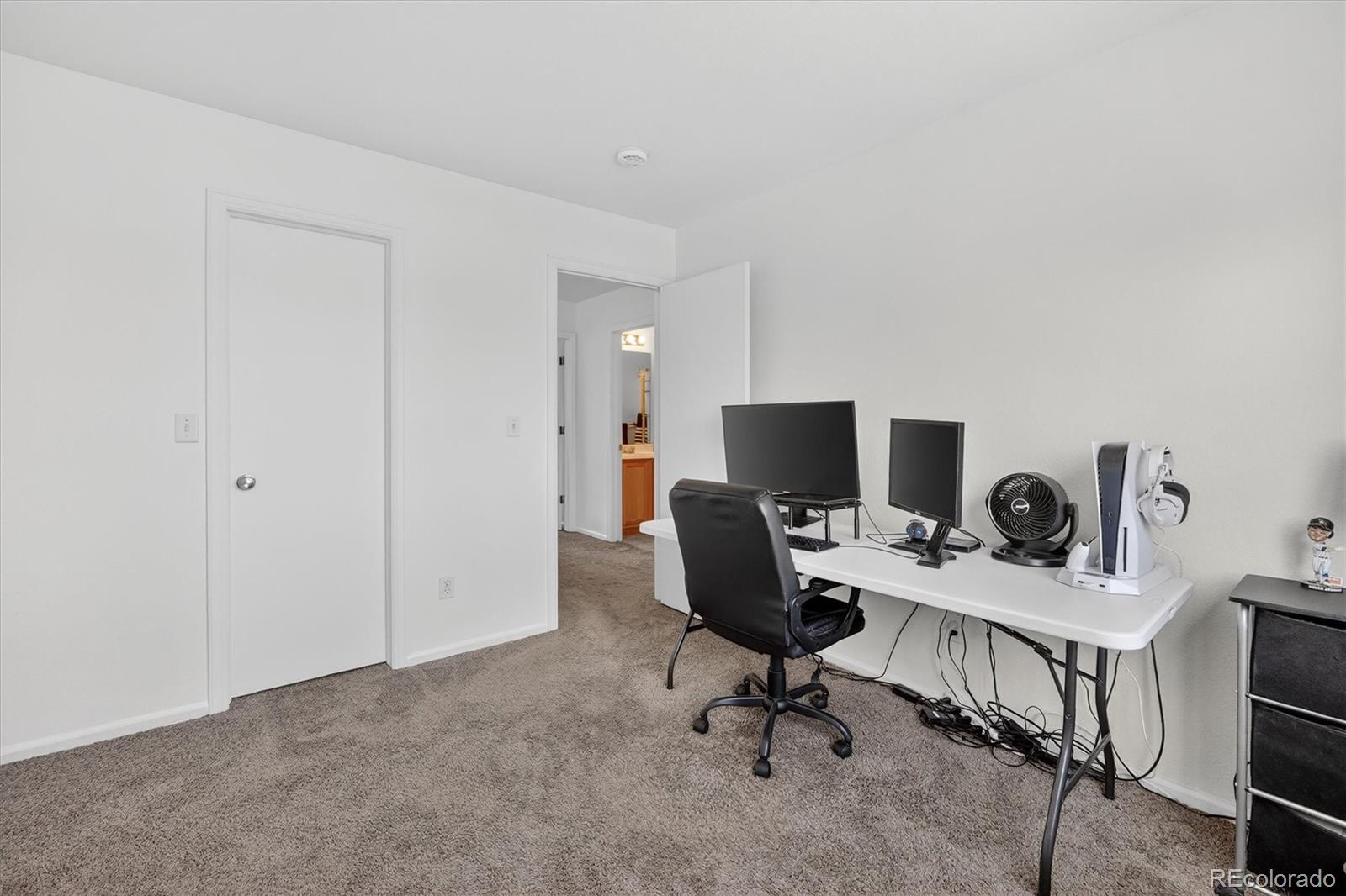 MLS Image #21 for 20100 e prentice lane,centennial, Colorado