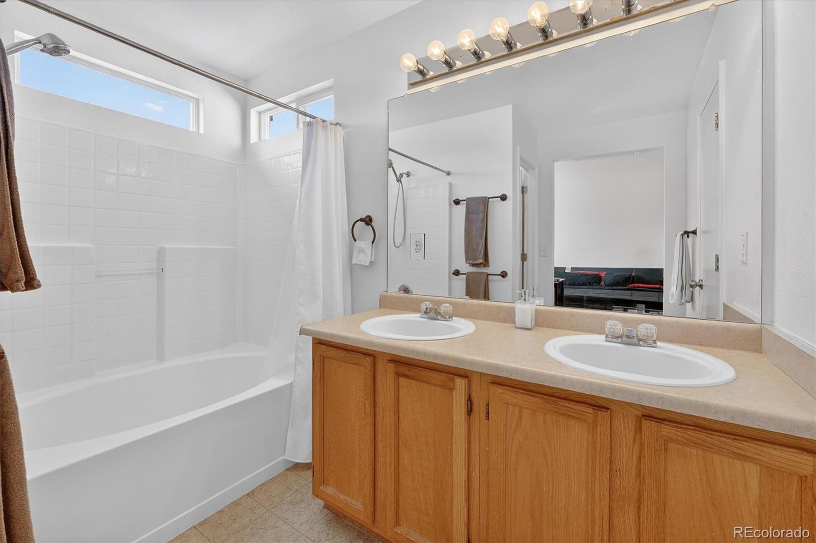 MLS Image #25 for 20100 e prentice lane,centennial, Colorado