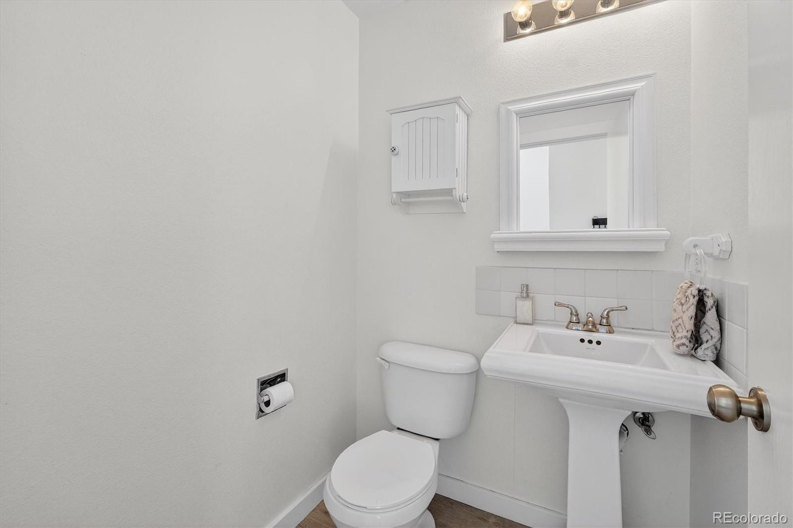 MLS Image #6 for 20100 e prentice lane,centennial, Colorado
