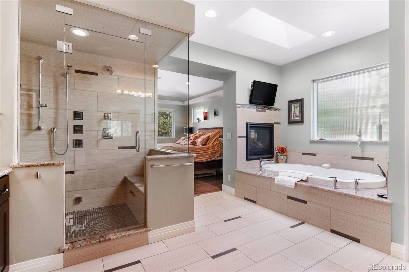 MLS Image #24 for 1344 s saint paul street,denver, Colorado