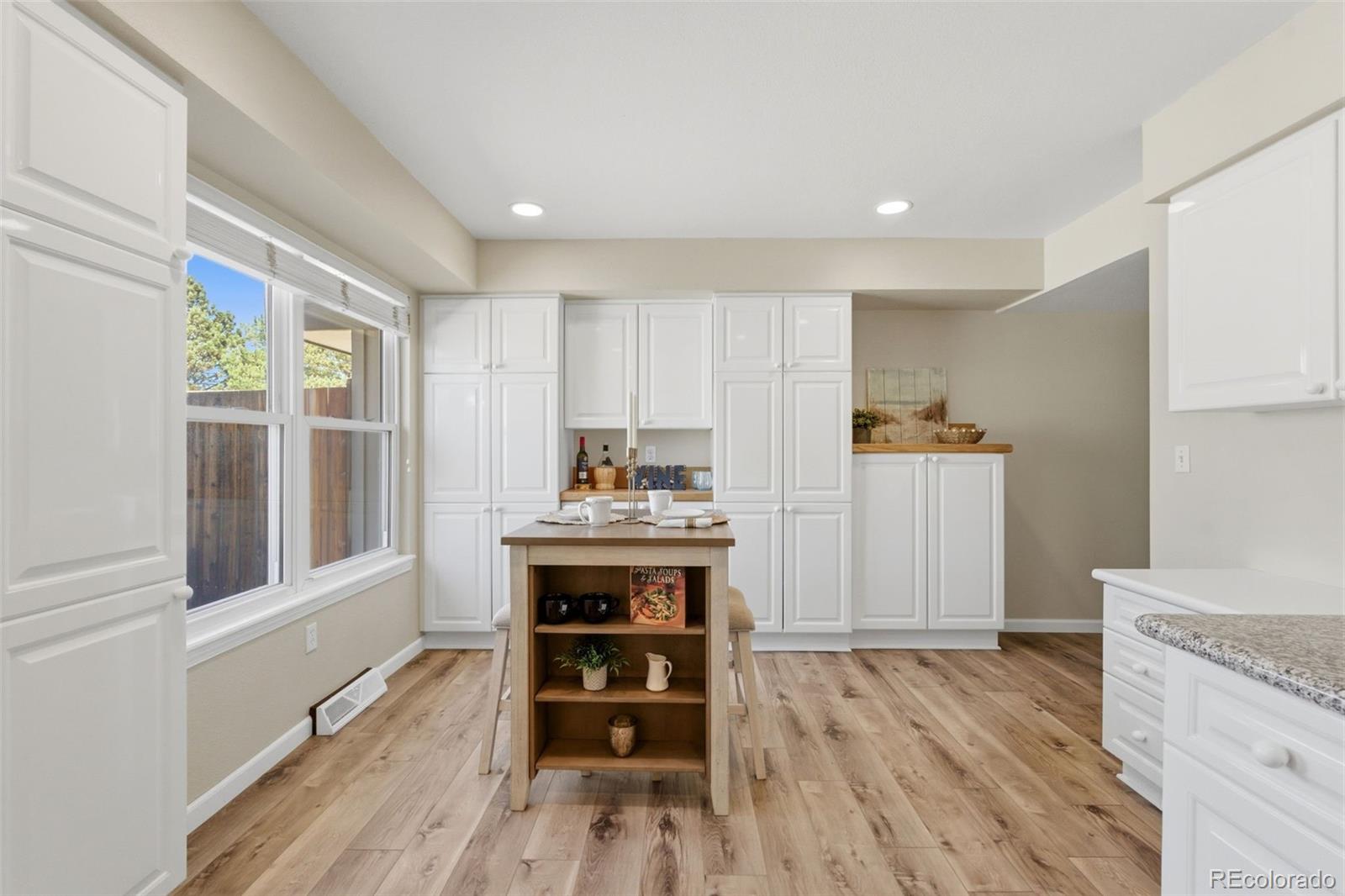 MLS Image #11 for 7353 s knolls way ,centennial, Colorado