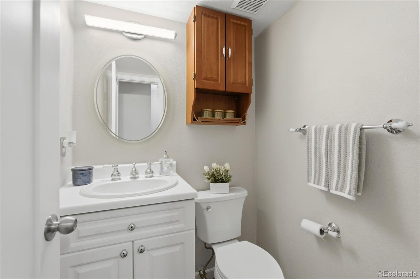 MLS Image #14 for 7353 s knolls way ,centennial, Colorado