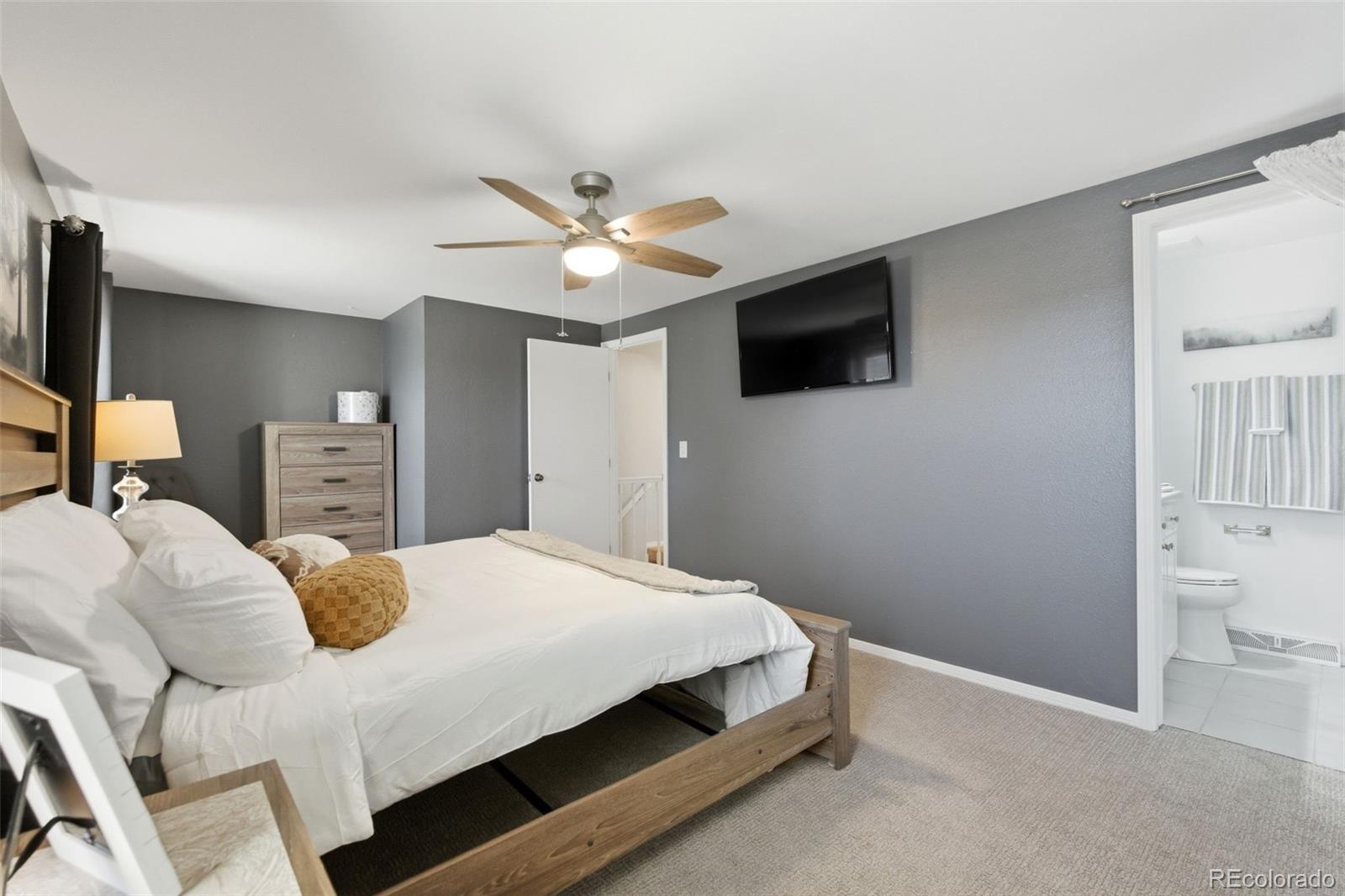 MLS Image #18 for 7353 s knolls way ,centennial, Colorado