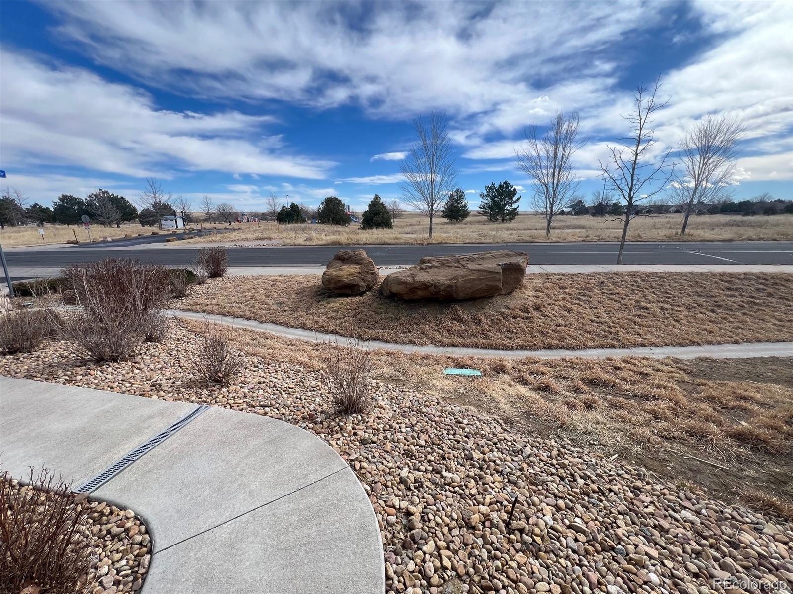 MLS Image #1 for 2029 s flanders way b,aurora, Colorado