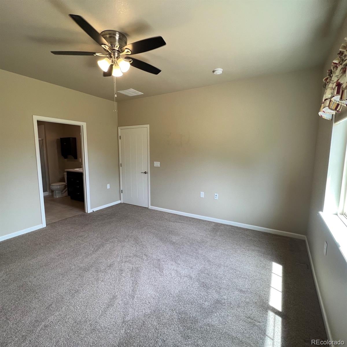 MLS Image #27 for 2029 s flanders way b,aurora, Colorado