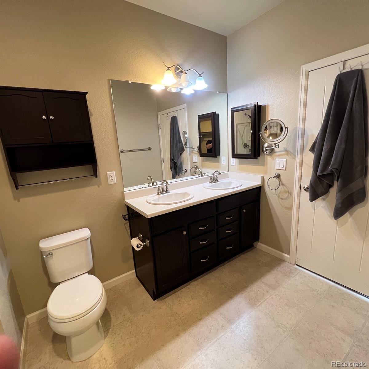 MLS Image #28 for 2029 s flanders way b,aurora, Colorado
