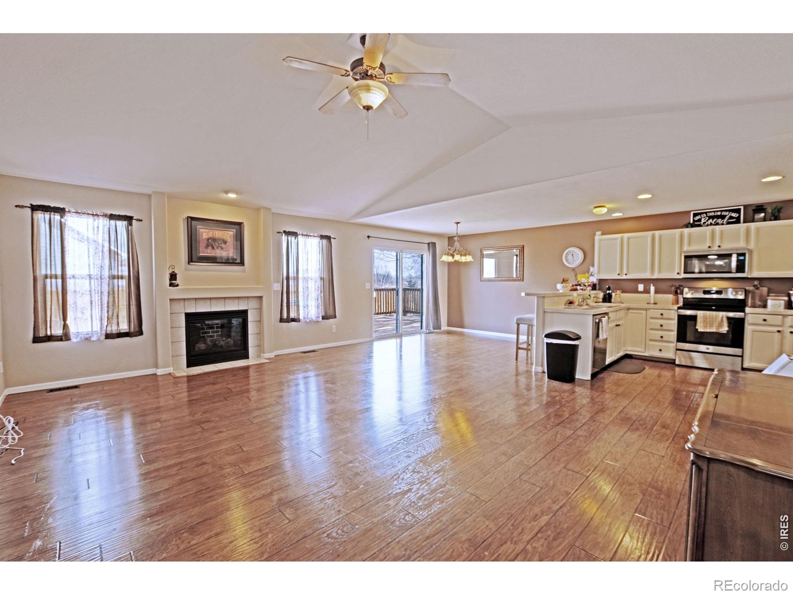 MLS Image #6 for 8594  citation drive,wellington, Colorado