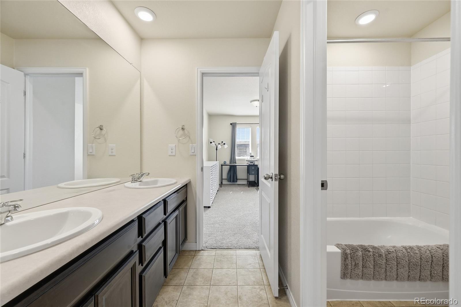 MLS Image #24 for 20683 e doane place,aurora, Colorado