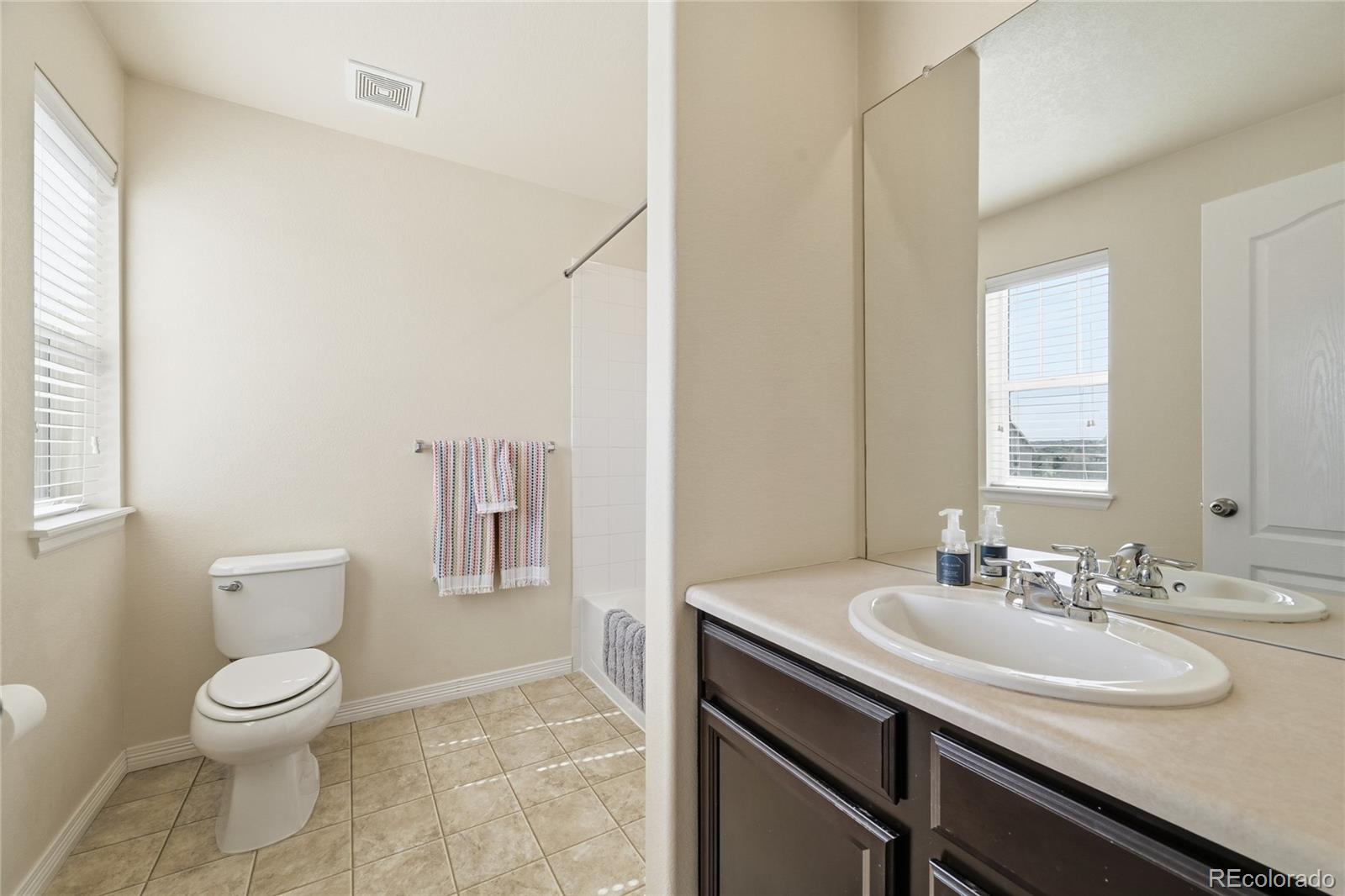 MLS Image #29 for 20683 e doane place,aurora, Colorado
