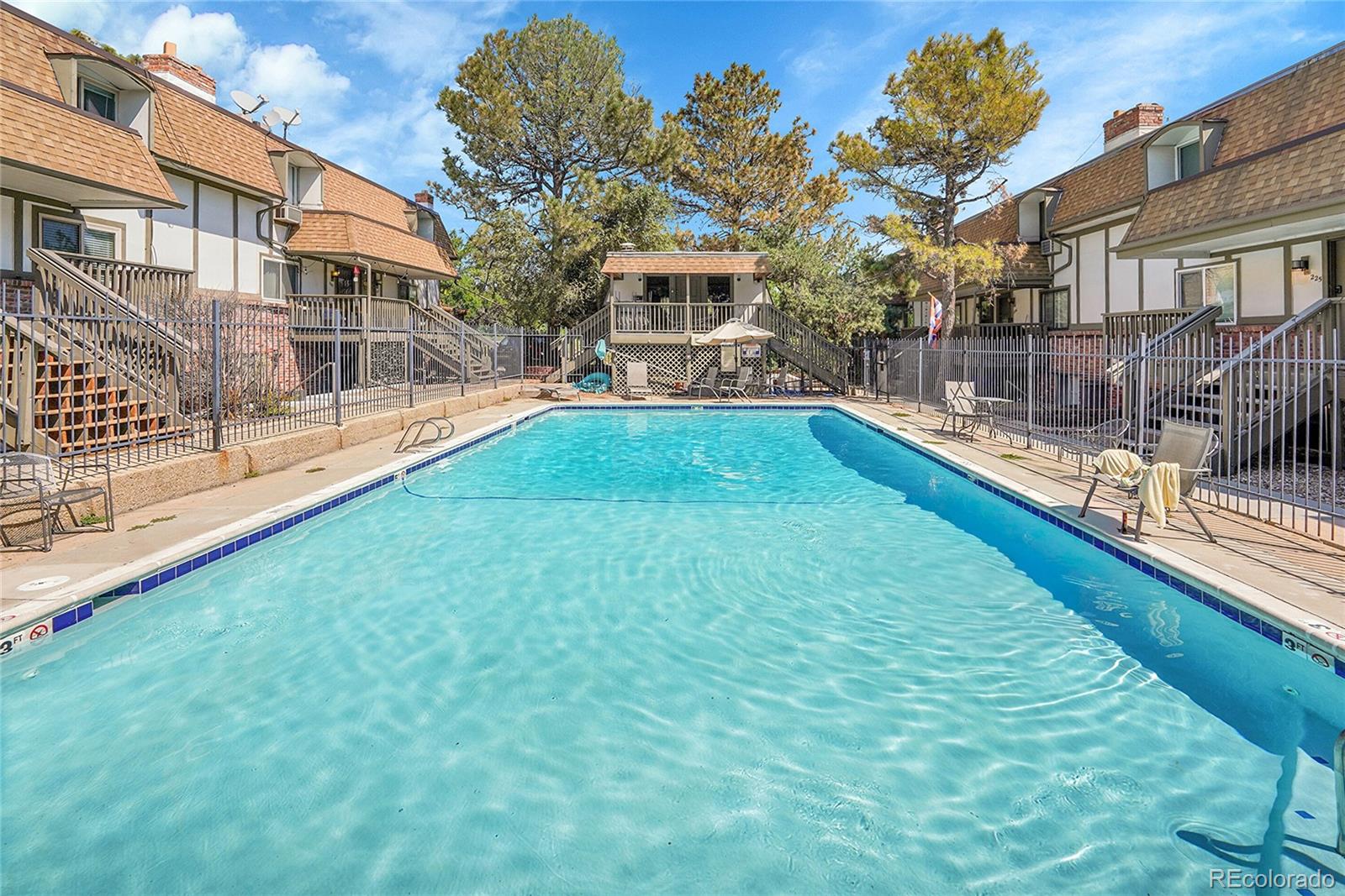 MLS Image #14 for 2700 s holly street,denver, Colorado