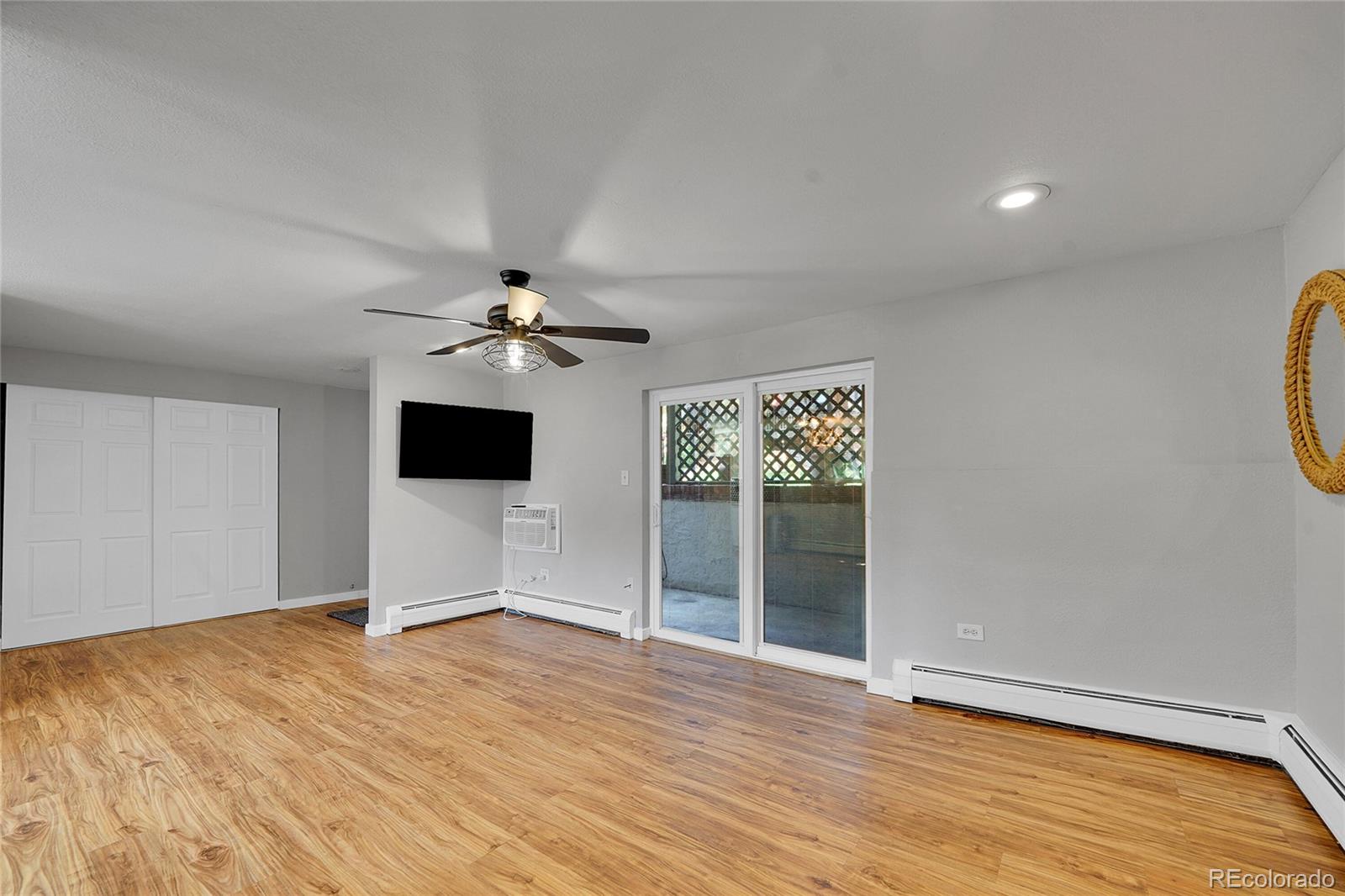 MLS Image #3 for 2700 s holly street,denver, Colorado