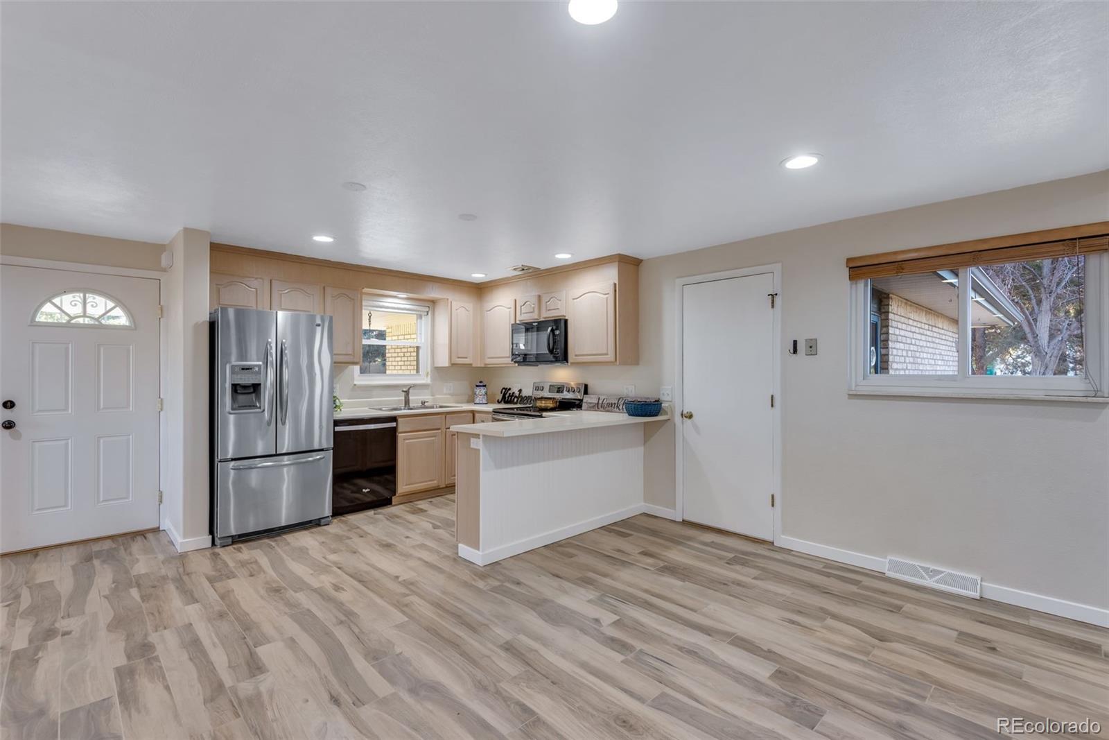 MLS Image #16 for 12617 w 6th place,lakewood, Colorado