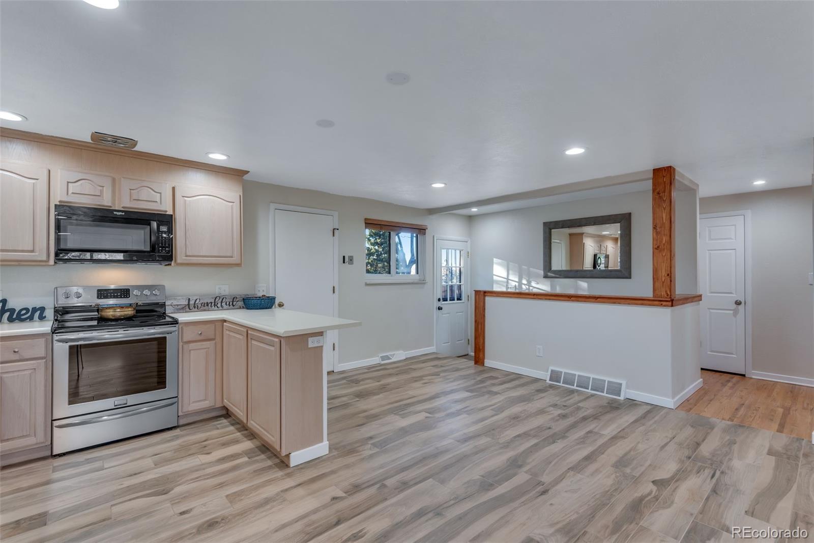 MLS Image #18 for 12617 w 6th place,lakewood, Colorado