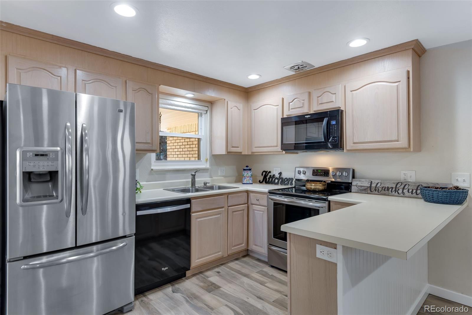 MLS Image #20 for 12617 w 6th place,lakewood, Colorado
