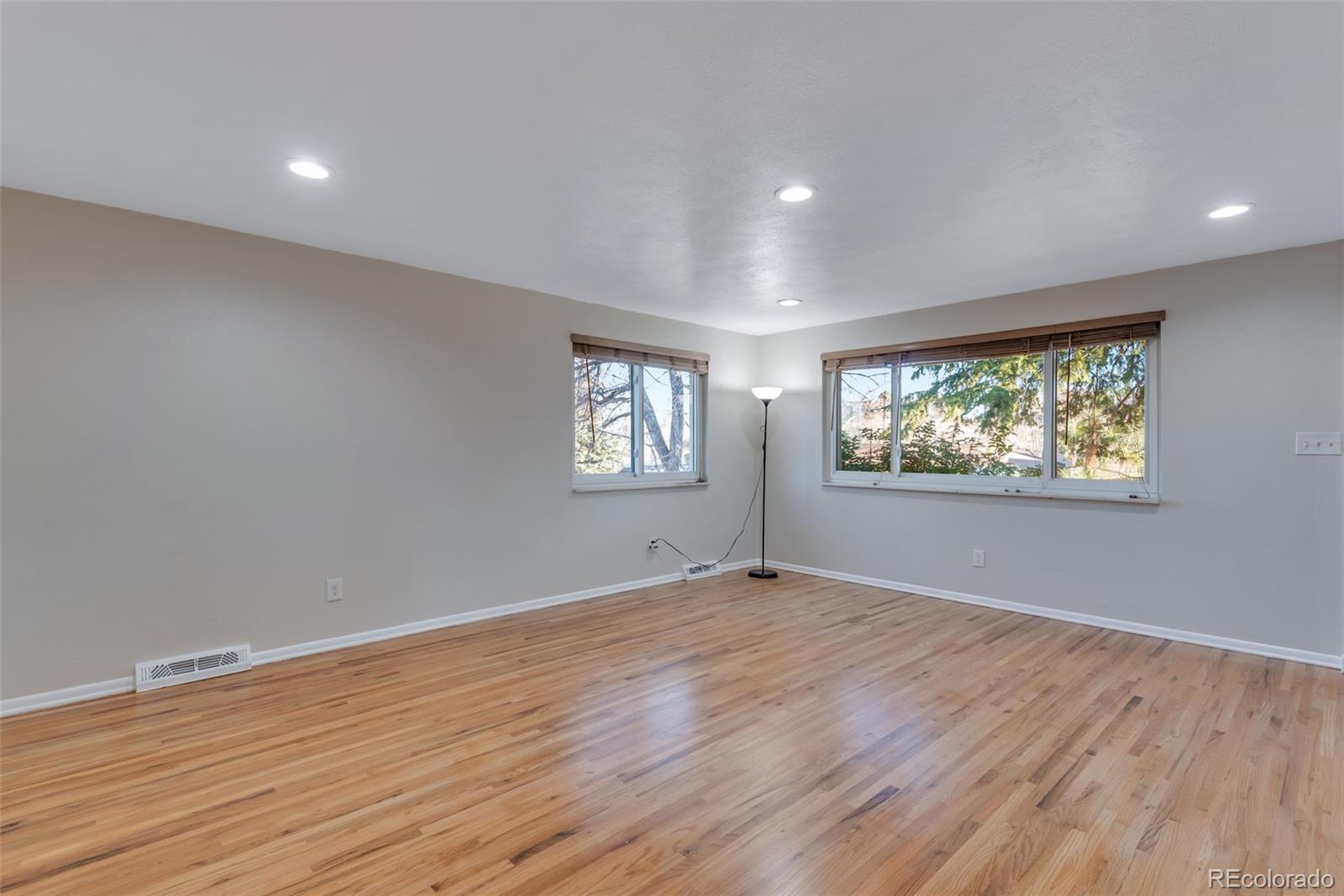 MLS Image #23 for 12617 w 6th place,lakewood, Colorado
