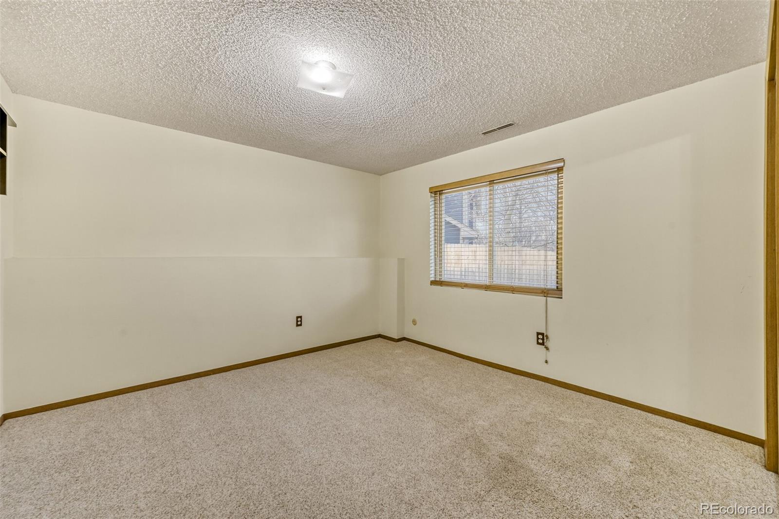 MLS Image #18 for 3354 s kendall street,denver, Colorado