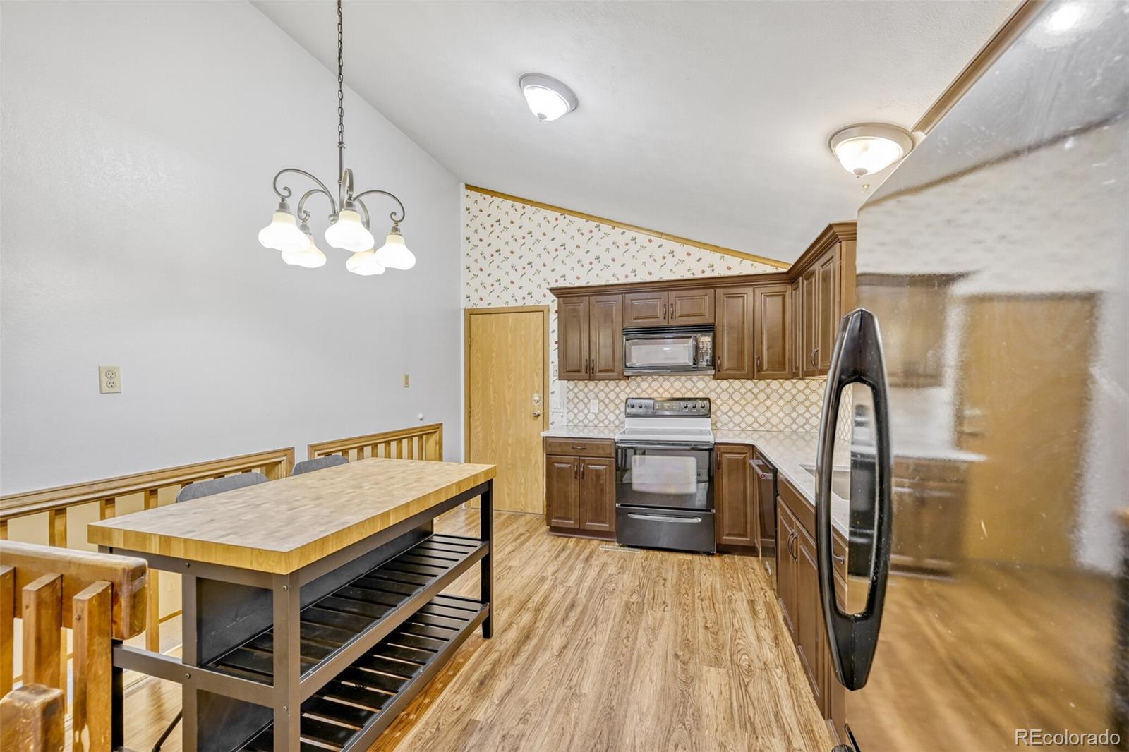 MLS Image #8 for 3354 s kendall street,denver, Colorado