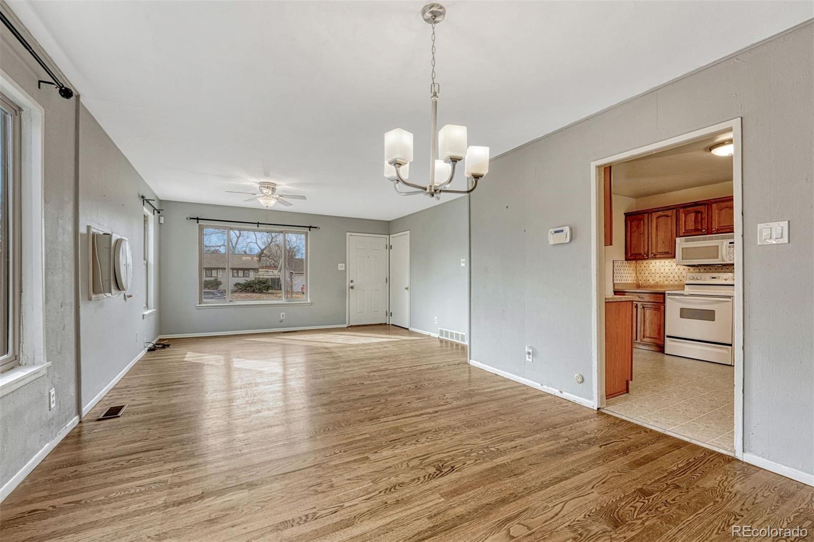 MLS Image #10 for 2554 e caramillo street,colorado springs, Colorado
