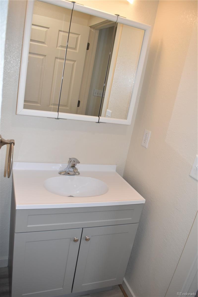 MLS Image #15 for 805  raton avenue,la junta, Colorado
