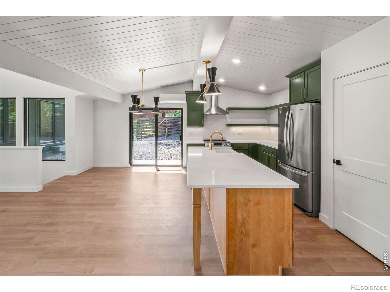 MLS Image #31 for 2009  18th avenue,greeley, Colorado