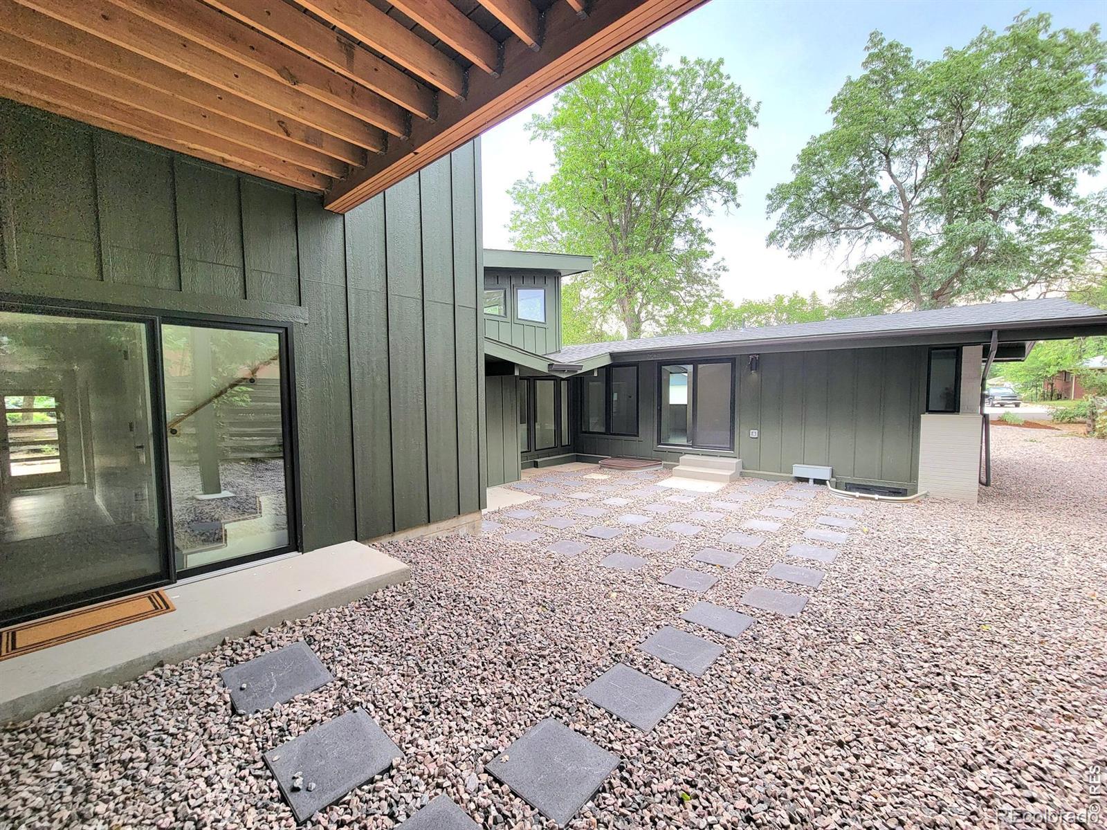 MLS Image #37 for 2009  18th avenue,greeley, Colorado