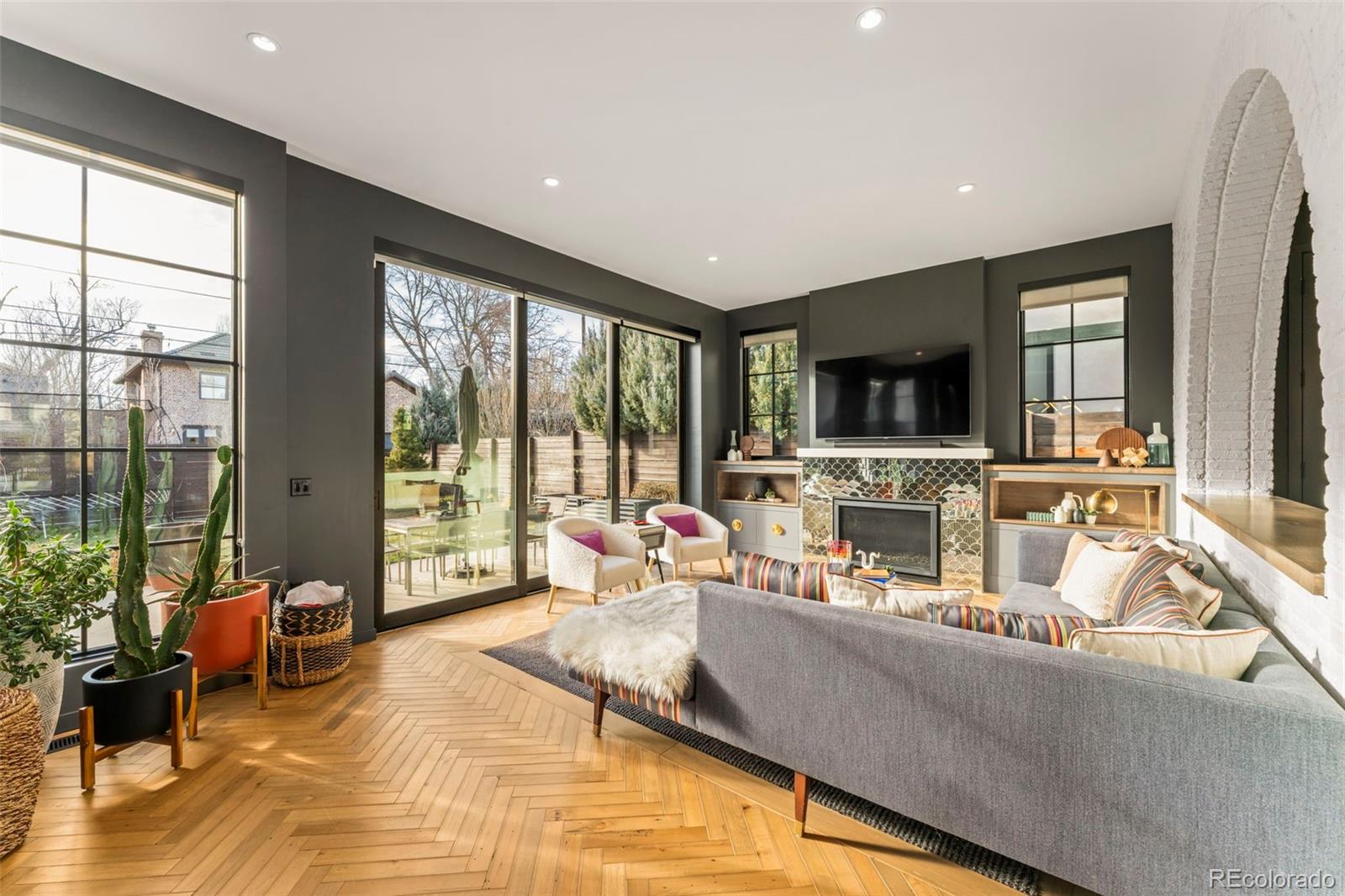 MLS Image #16 for 585 s gaylord street,denver, Colorado