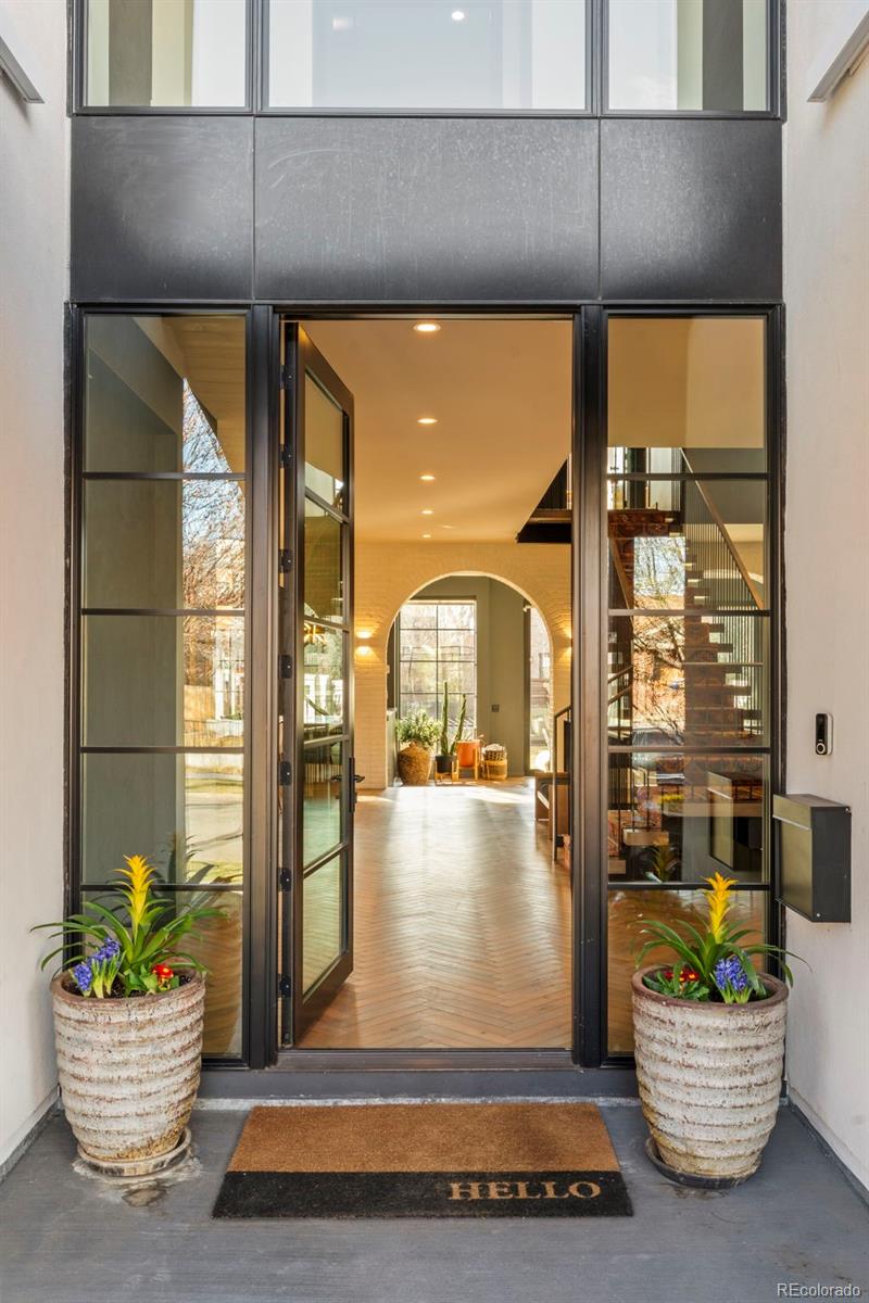 MLS Image #2 for 585 s gaylord street,denver, Colorado