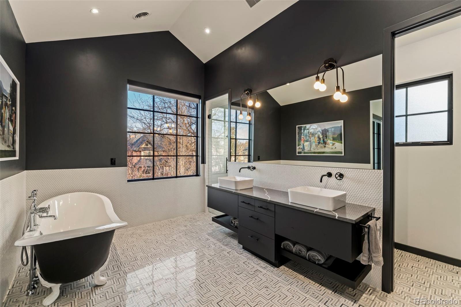 MLS Image #23 for 585 s gaylord street,denver, Colorado