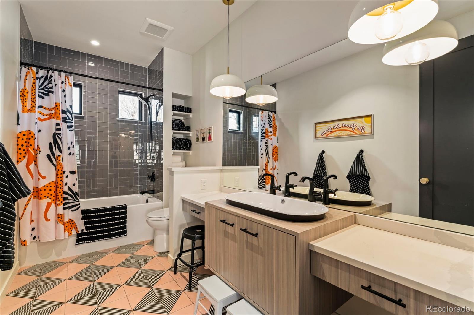 MLS Image #33 for 585 s gaylord street,denver, Colorado