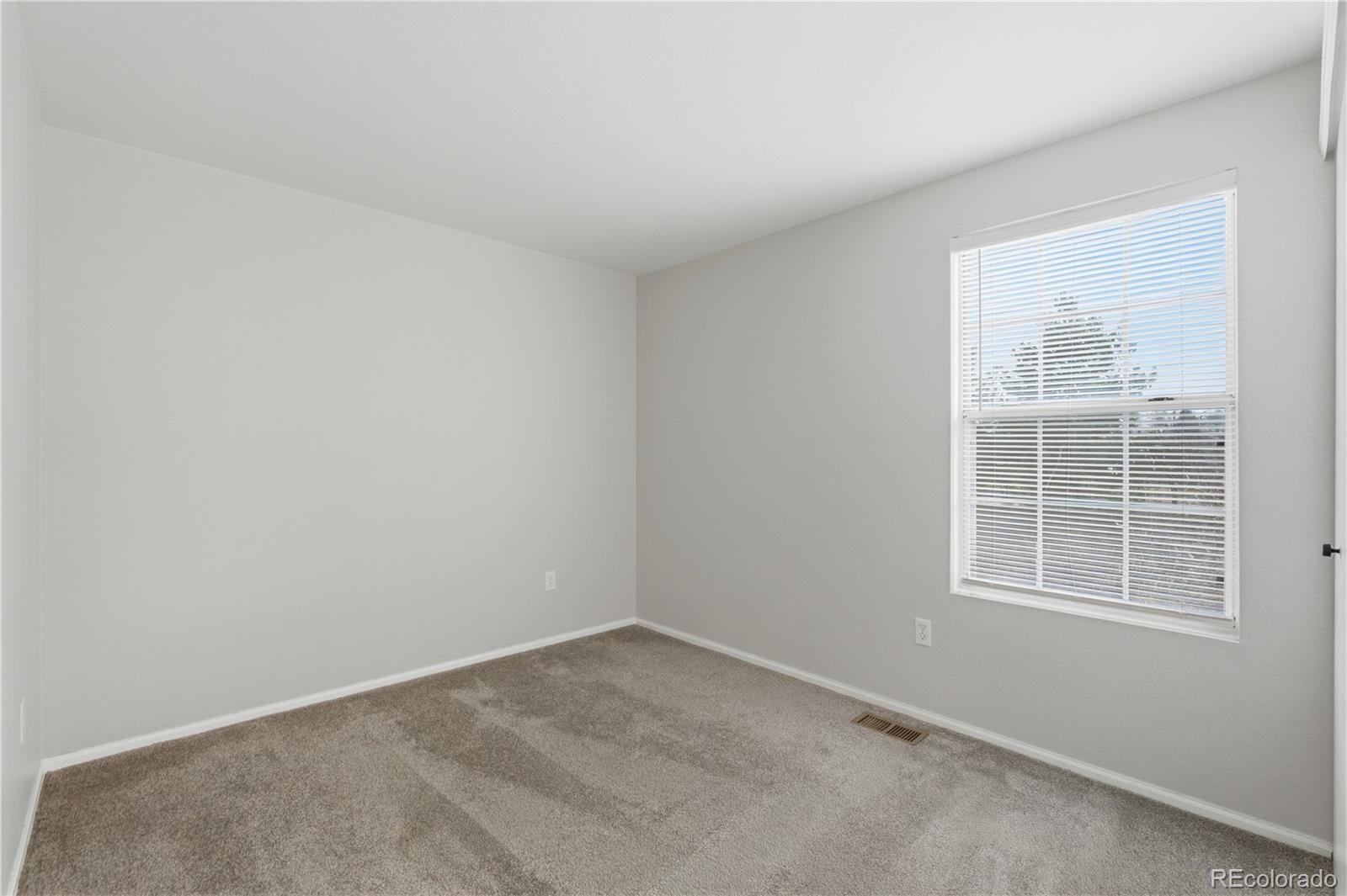 MLS Image #17 for 2054  sunridge circle,broomfield, Colorado