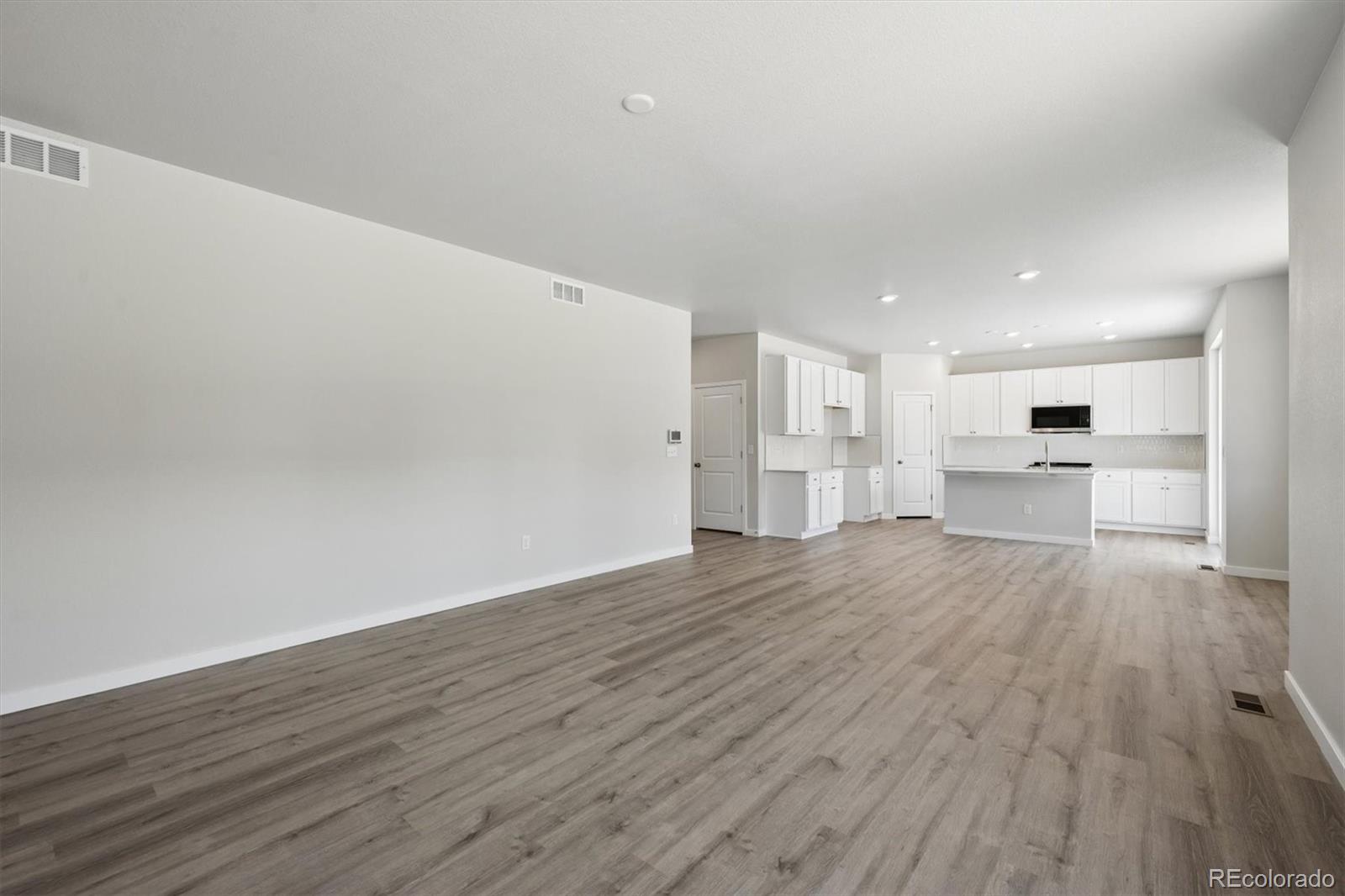MLS Image #7 for 3313 n irvington street,aurora, Colorado