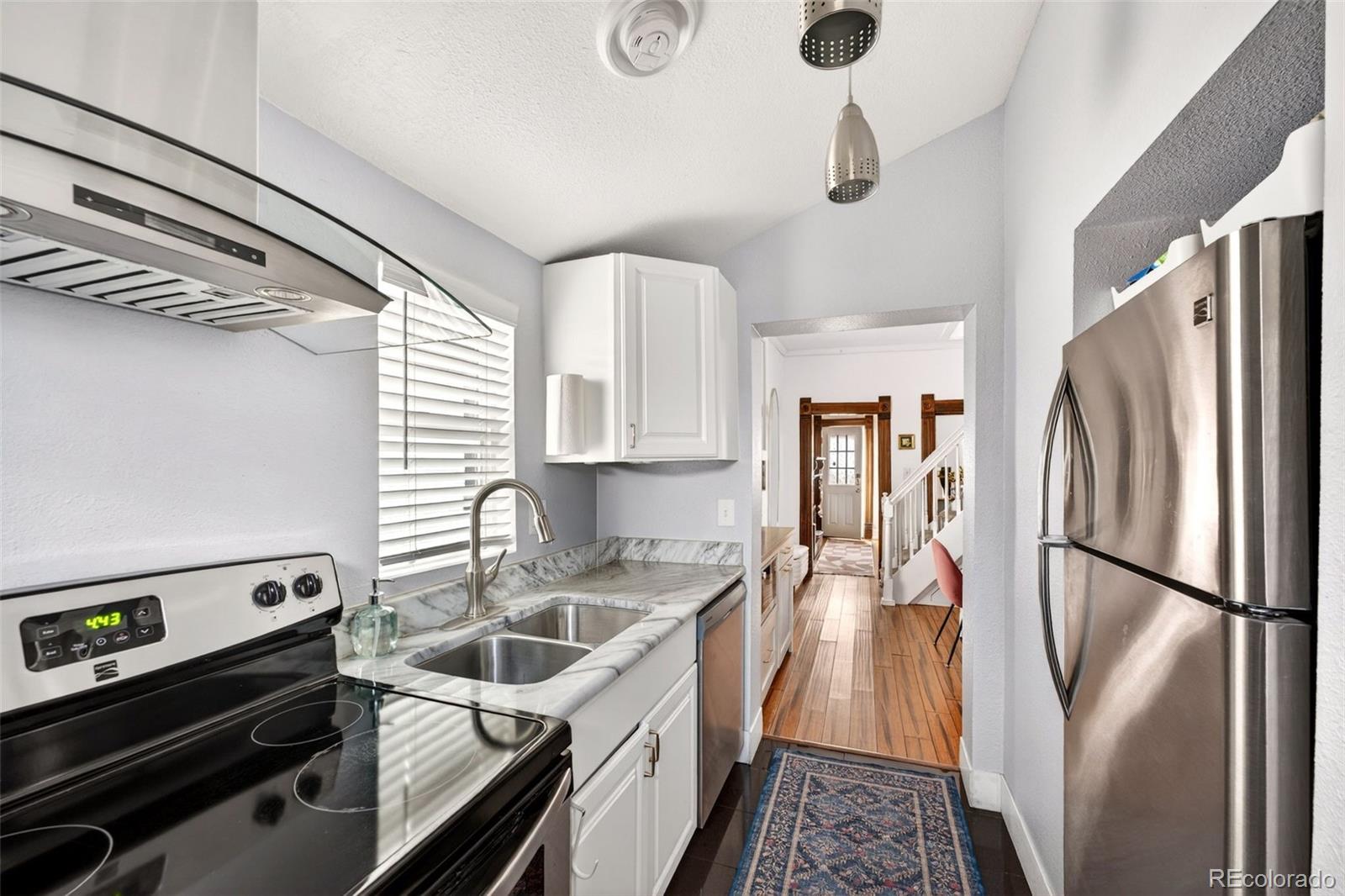 MLS Image #9 for 1144 s logan street,denver, Colorado