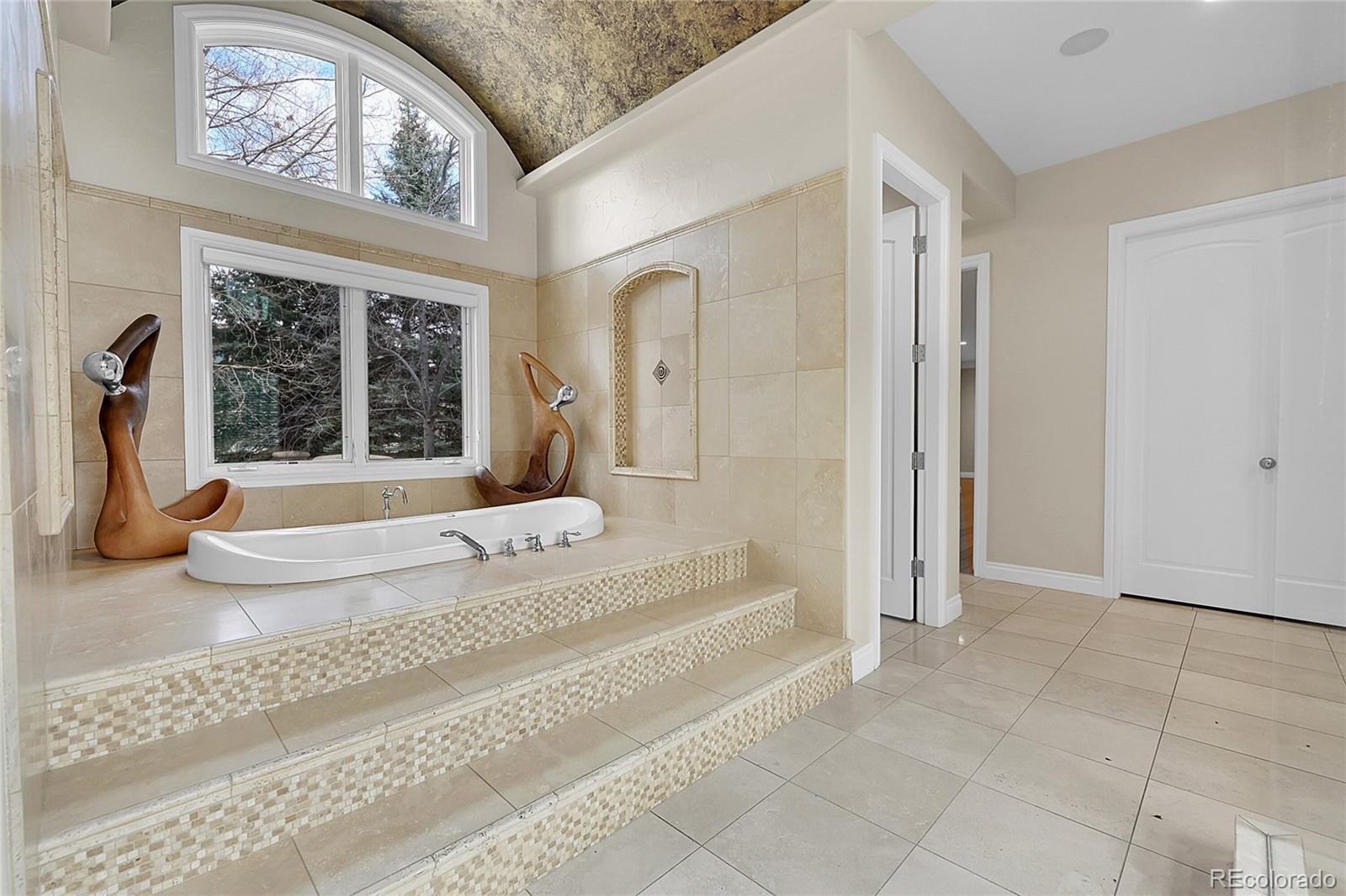 MLS Image #10 for 6783 e orchard road,greenwood village, Colorado