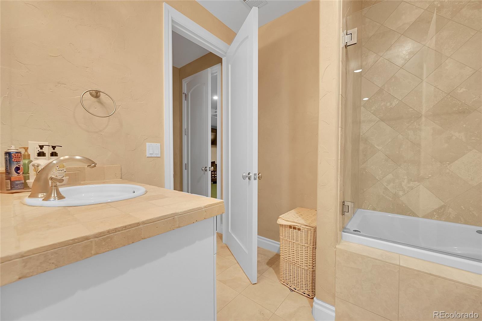 MLS Image #29 for 6783 e orchard road,greenwood village, Colorado
