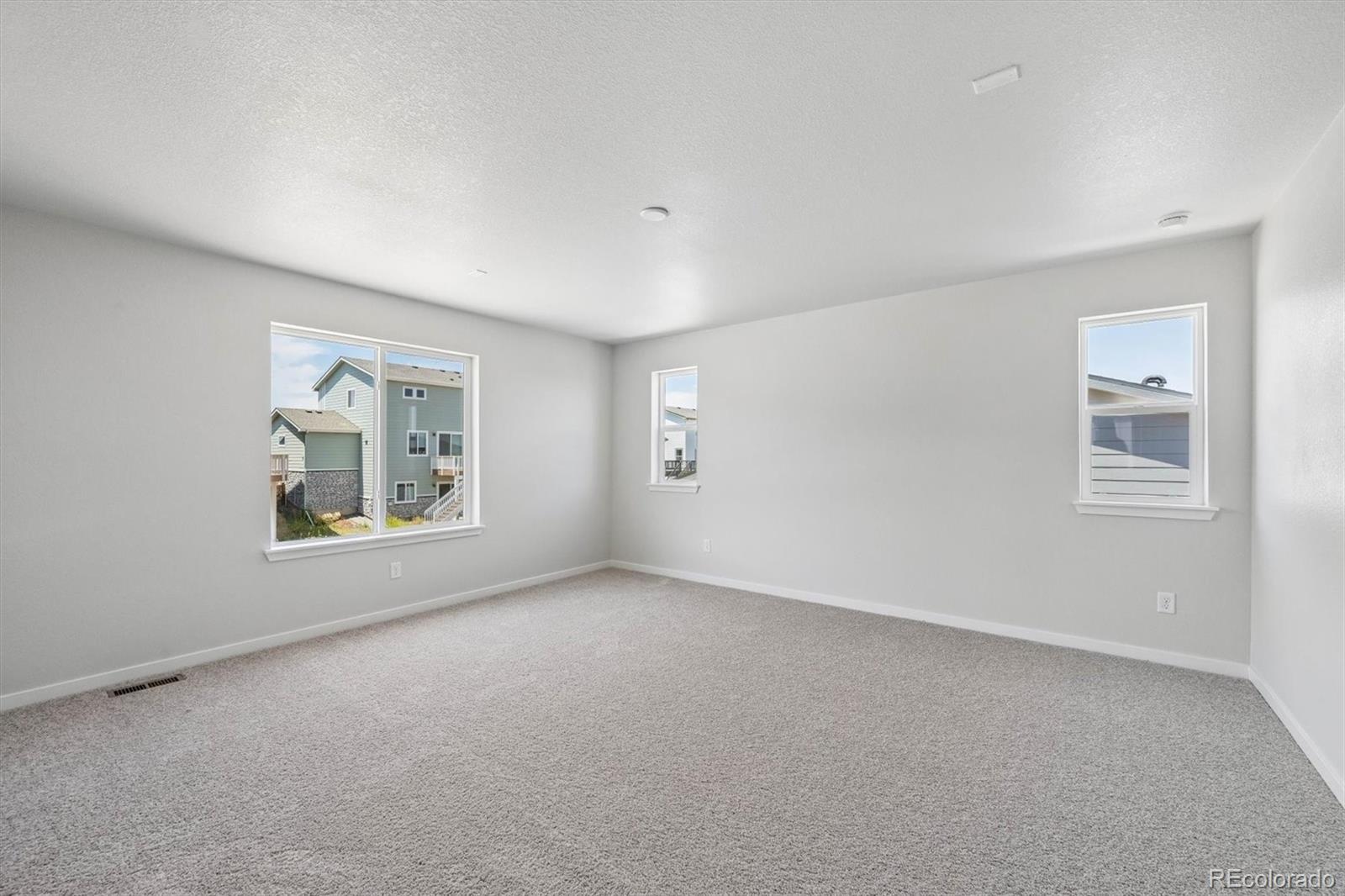MLS Image #13 for 3323 n irvington street,aurora, Colorado