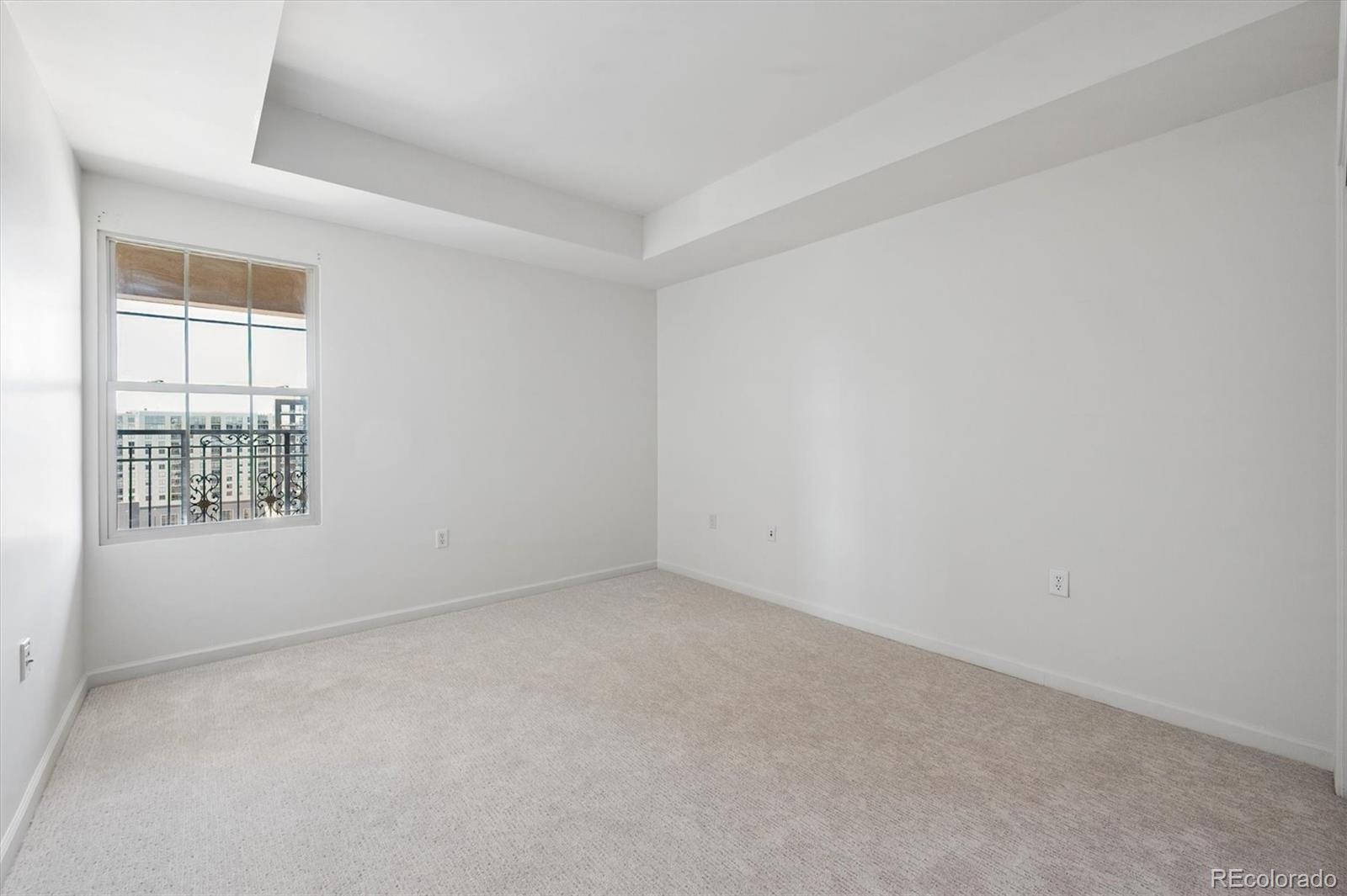 MLS Image #12 for 925 n lincoln street,denver, Colorado