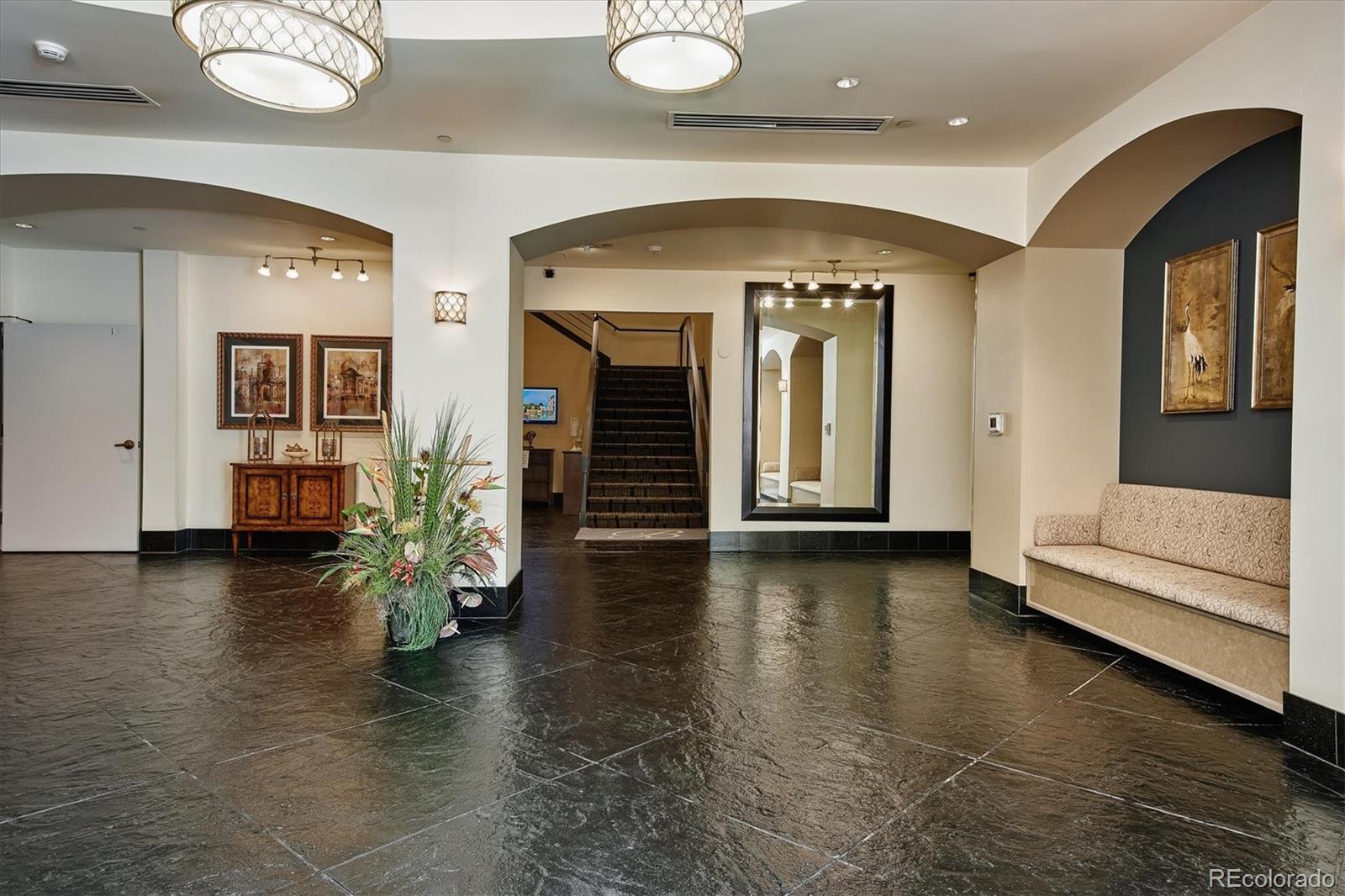 MLS Image #27 for 925 n lincoln street,denver, Colorado