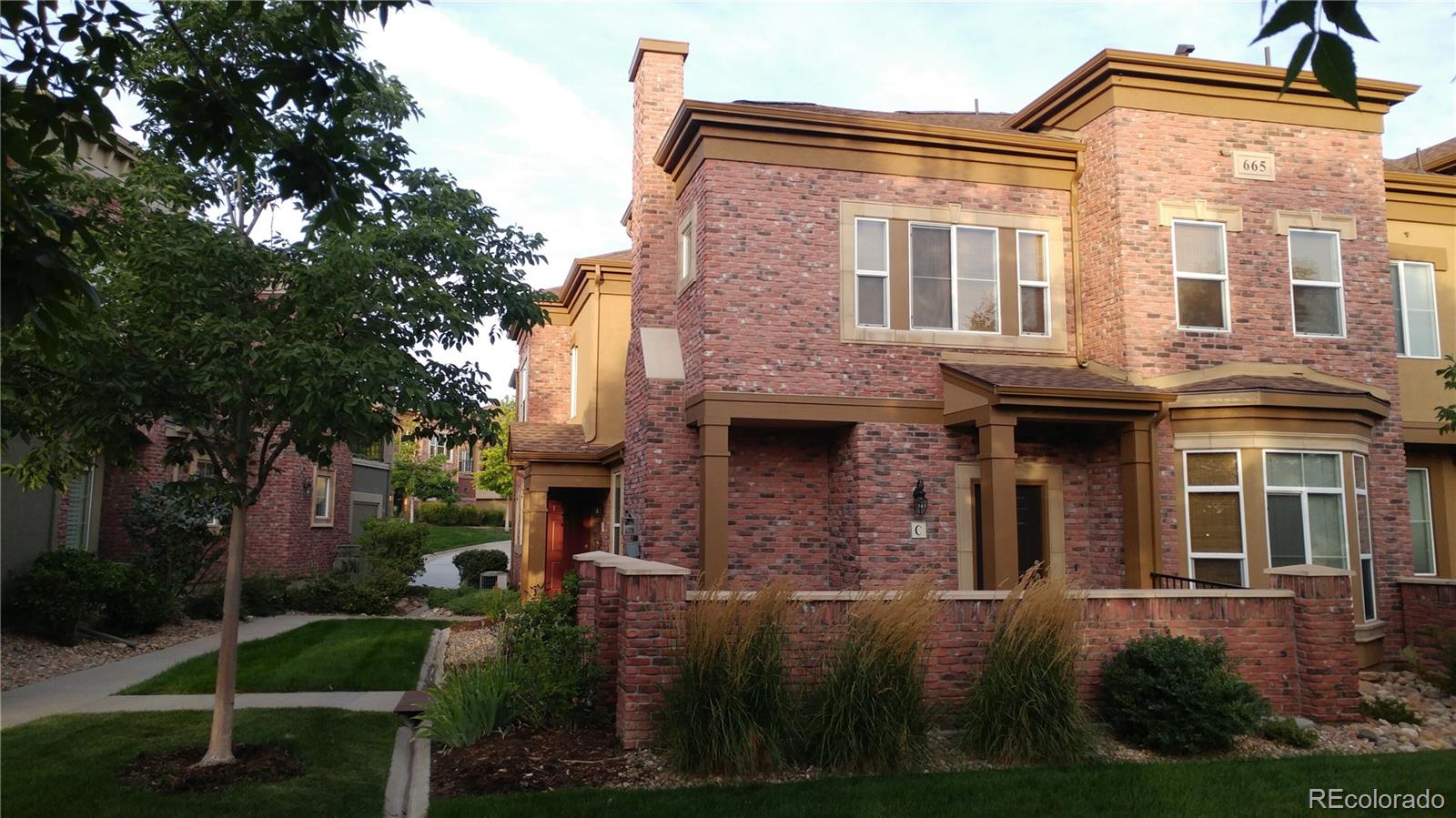 MLS Image #2 for 665 w burgundy street,highlands ranch, Colorado