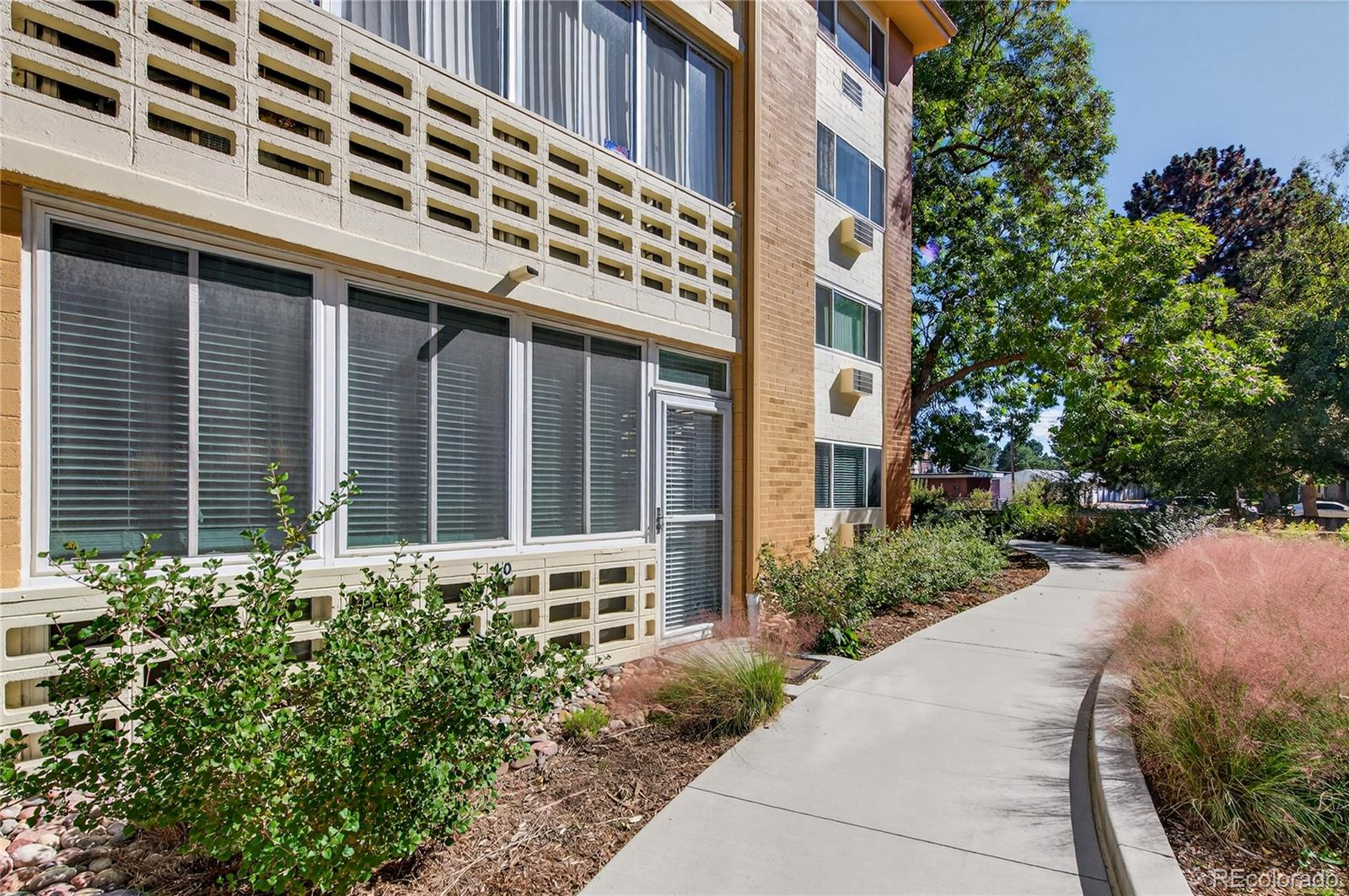 MLS Image #3 for 495 s dayton street 10a,denver, Colorado