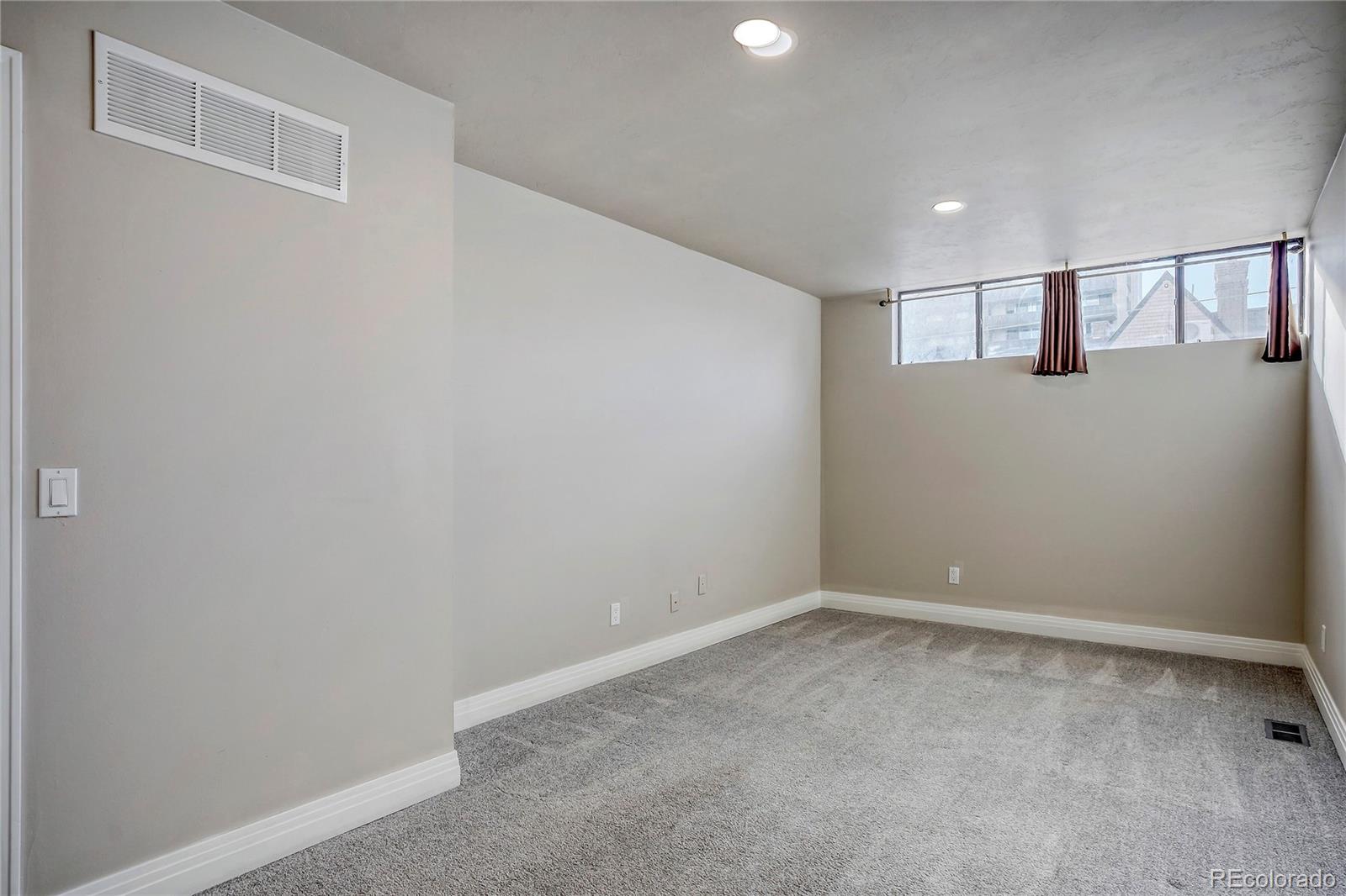 MLS Image #17 for 935 n pennsylvania street 8,denver, Colorado