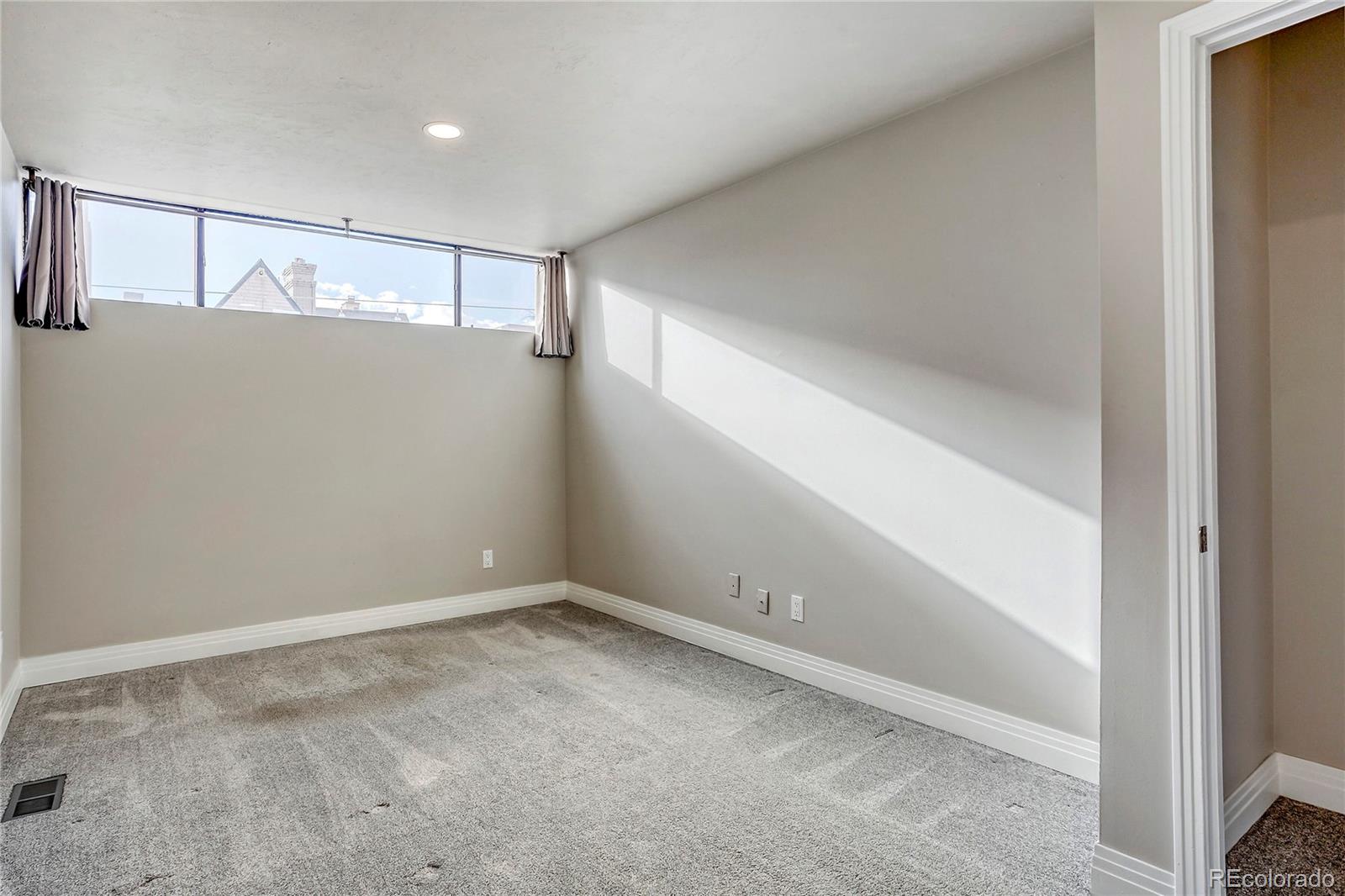MLS Image #19 for 935 n pennsylvania street 8,denver, Colorado