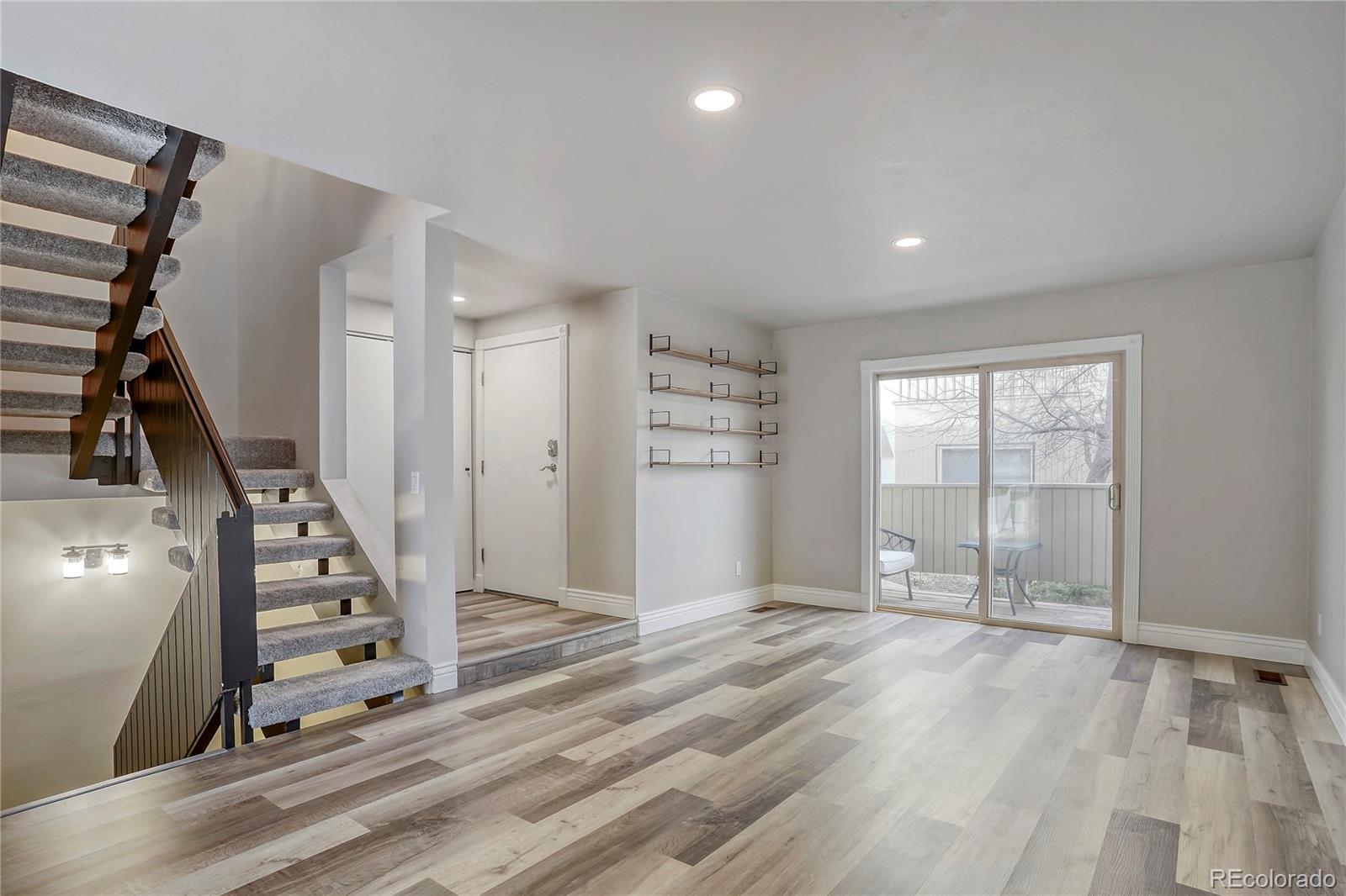 MLS Image #4 for 935 n pennsylvania street 8,denver, Colorado