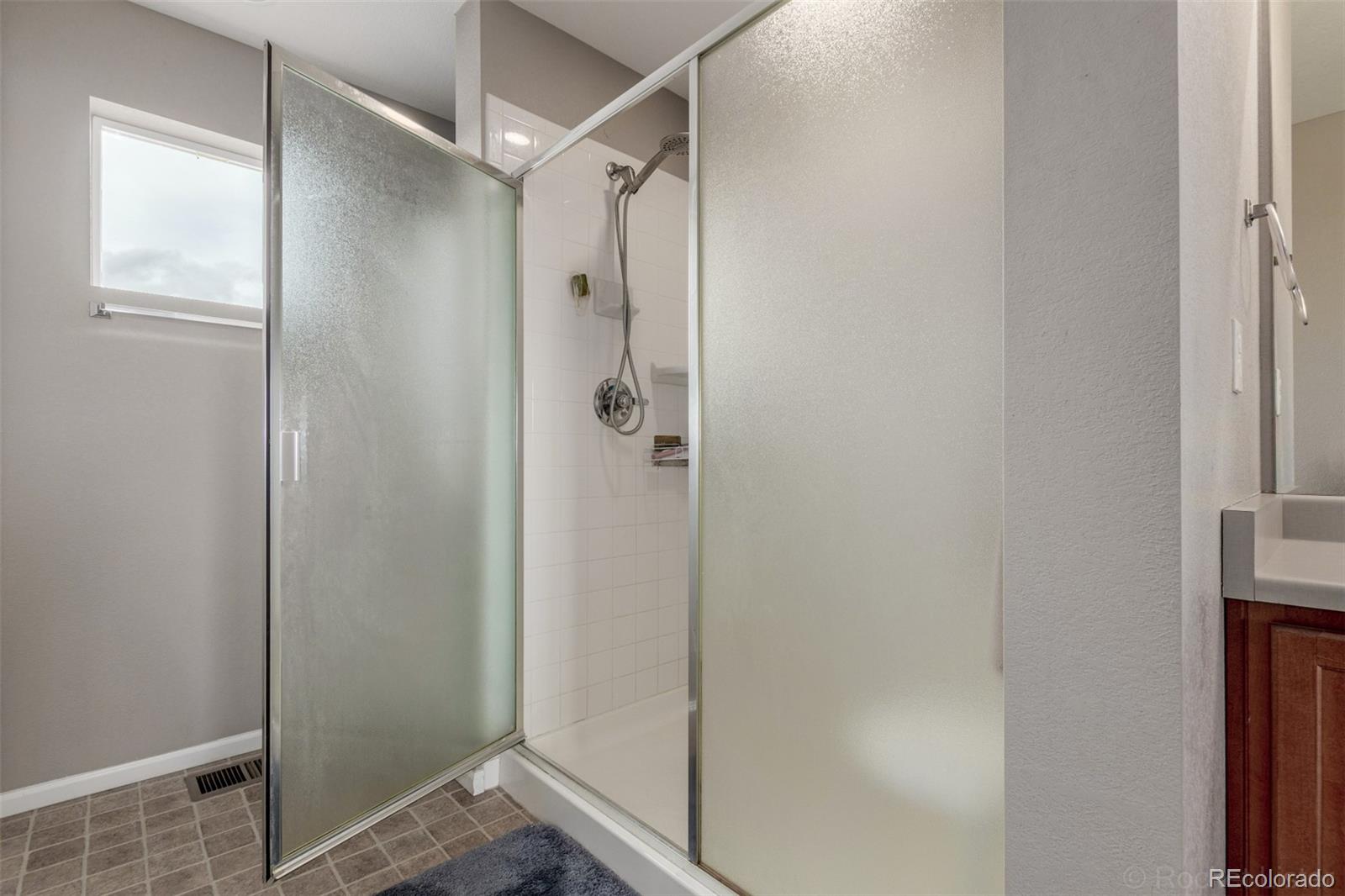 MLS Image #22 for 25664 e byers drive,aurora, Colorado