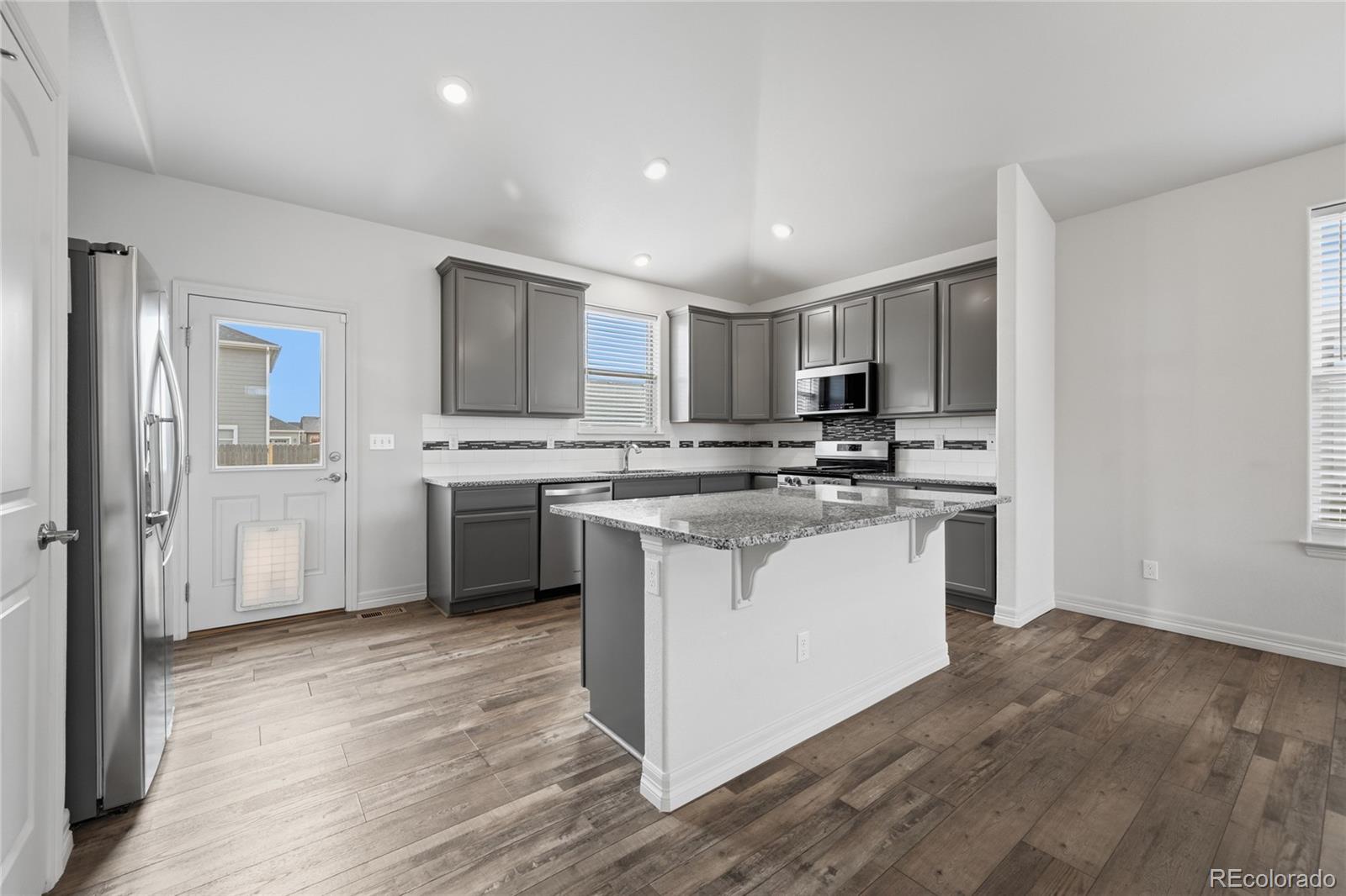 MLS Image #6 for 56300 e 25th avenue,strasburg, Colorado