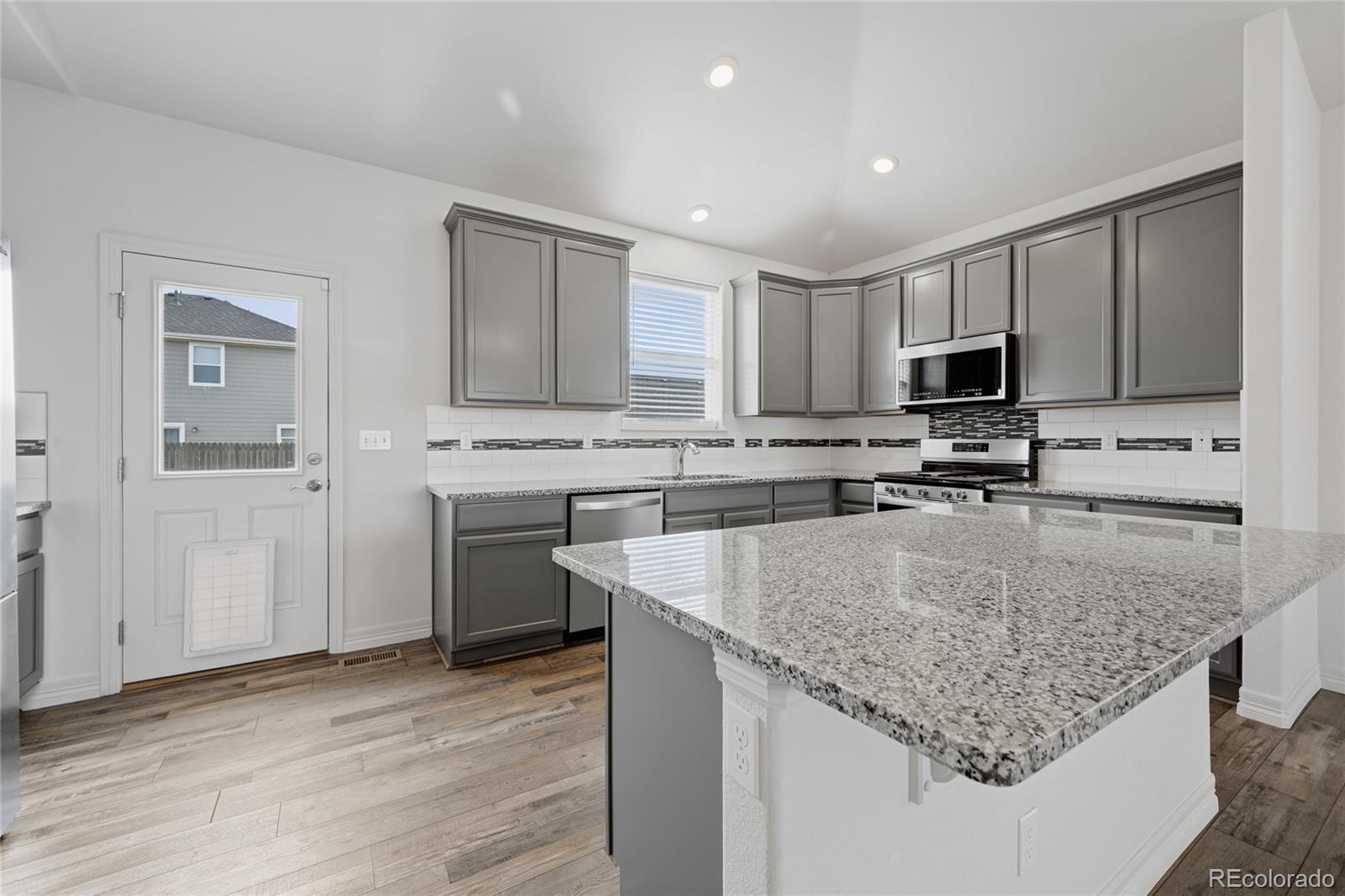 MLS Image #7 for 56300 e 25th avenue,strasburg, Colorado