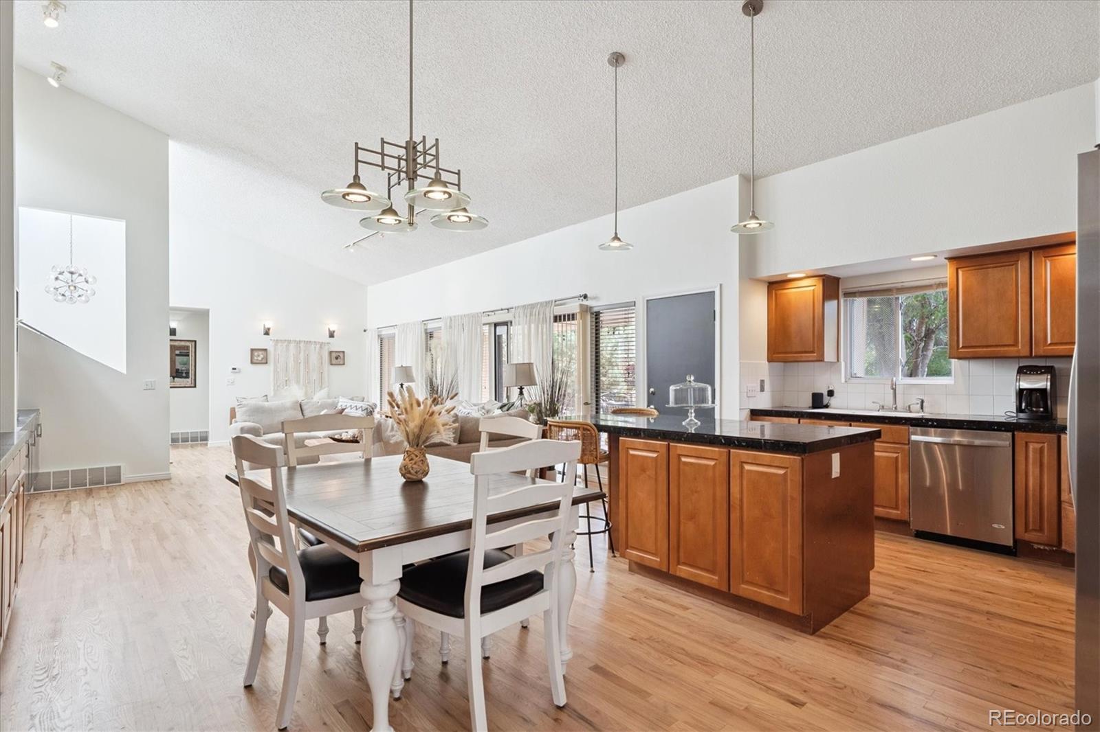 MLS Image #11 for 2276 s dayton street,denver, Colorado