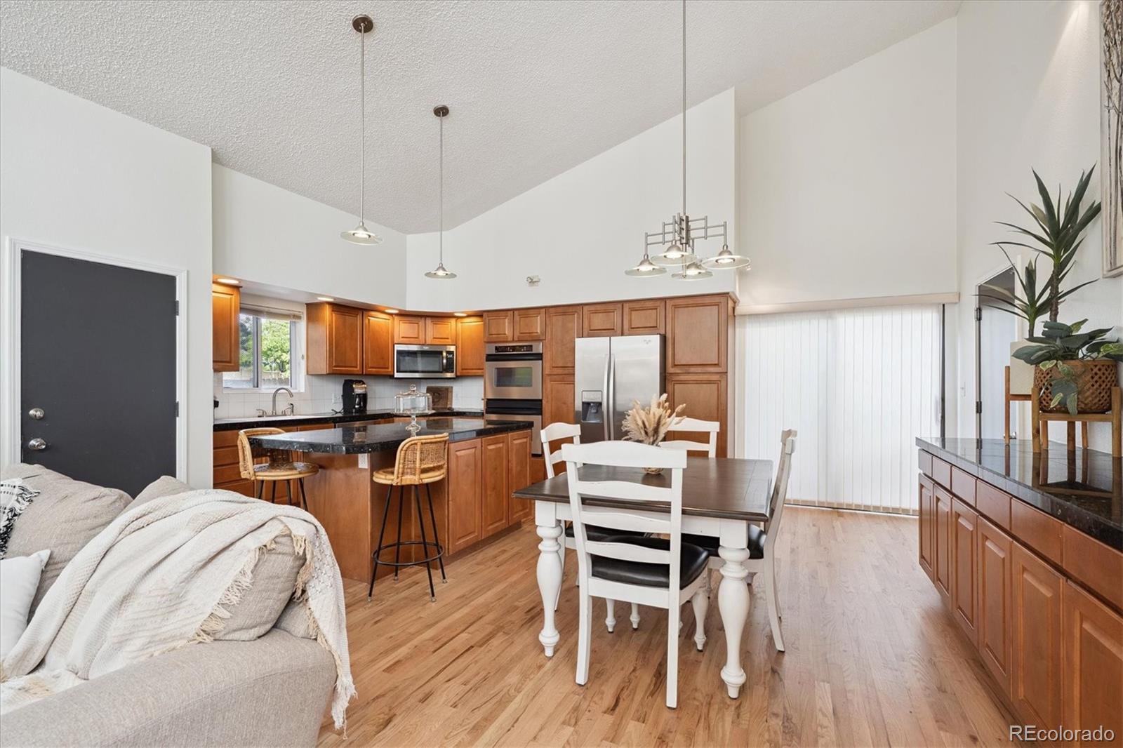 MLS Image #9 for 2276 s dayton street,denver, Colorado