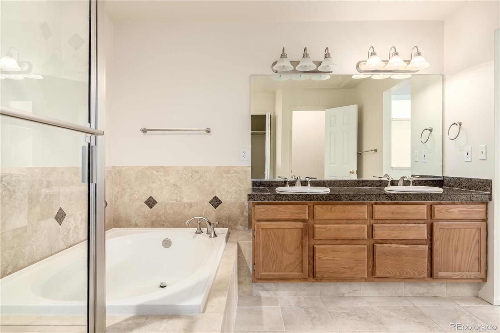 MLS Image #18 for 3914 s dillon way a,aurora, Colorado